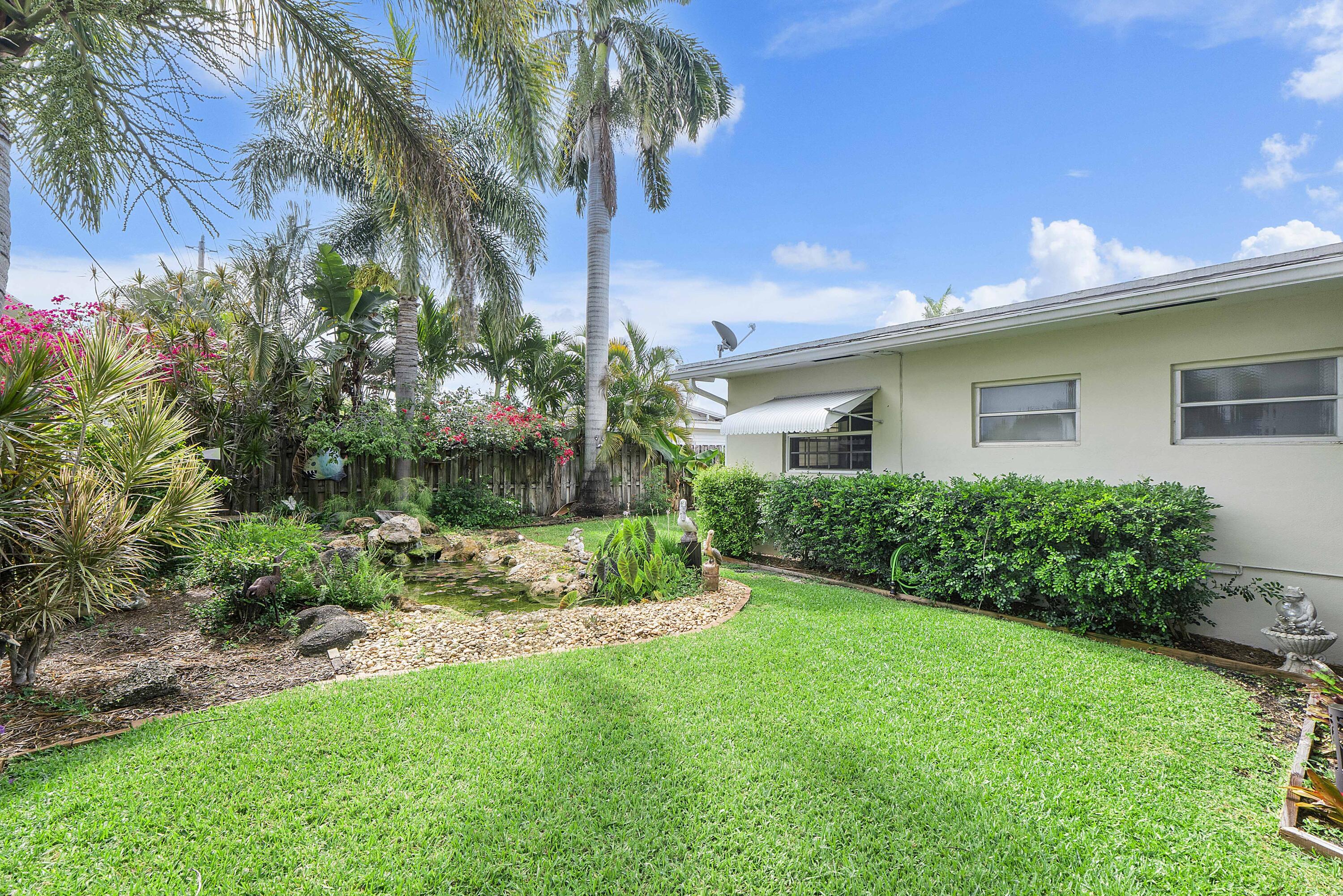 CRESTHAVEN NO 9 REPLAT - Residential