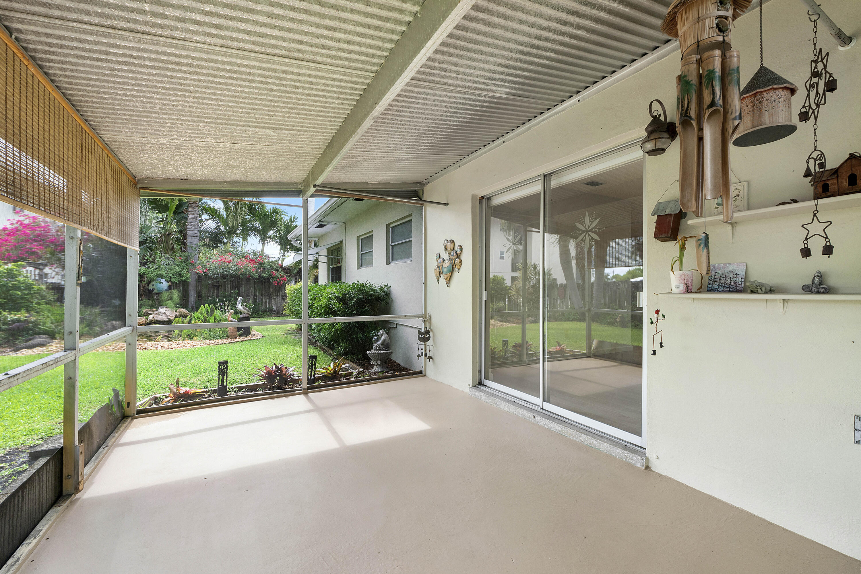 CRESTHAVEN NO 9 REPLAT - Residential