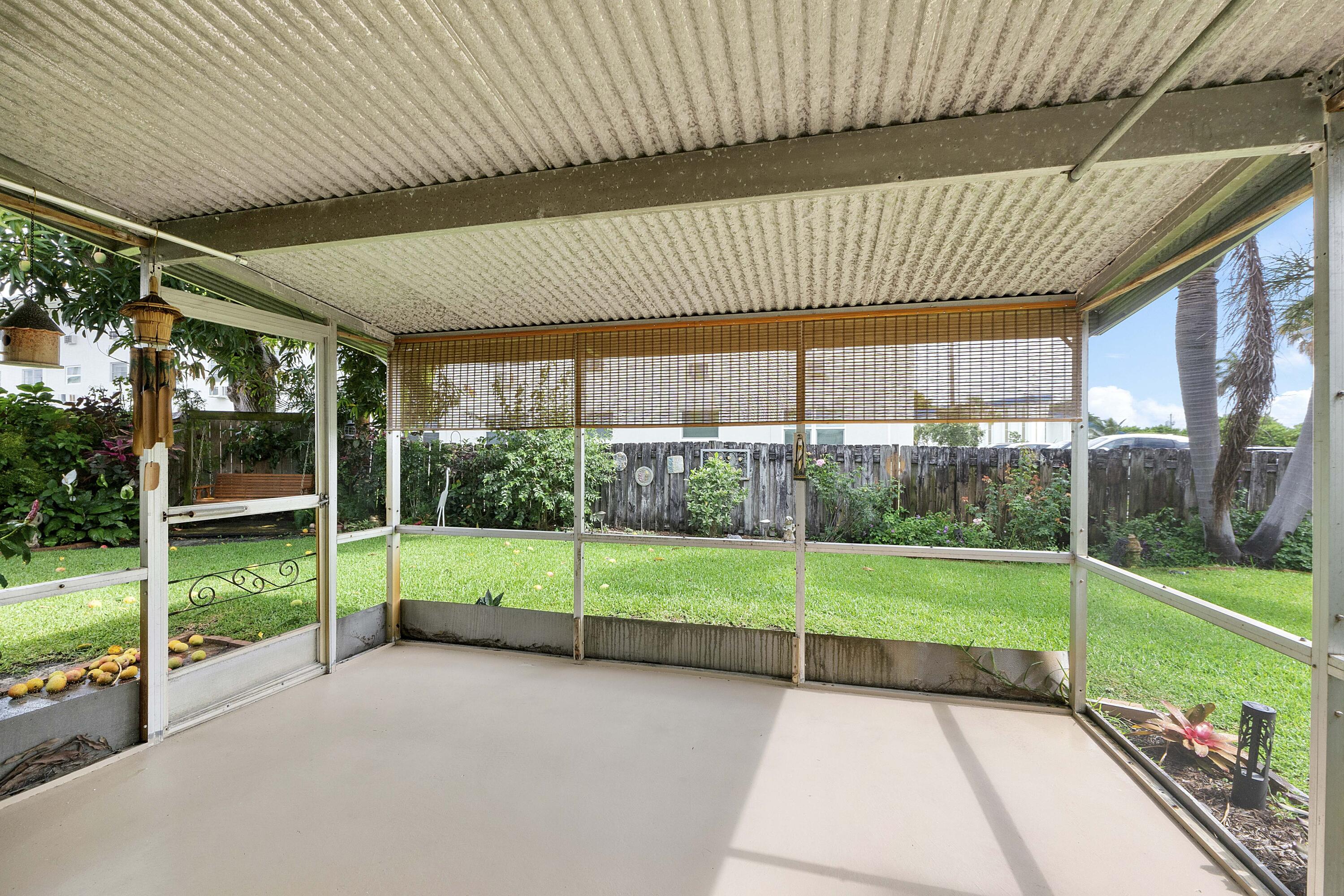 CRESTHAVEN NO 9 REPLAT - Residential