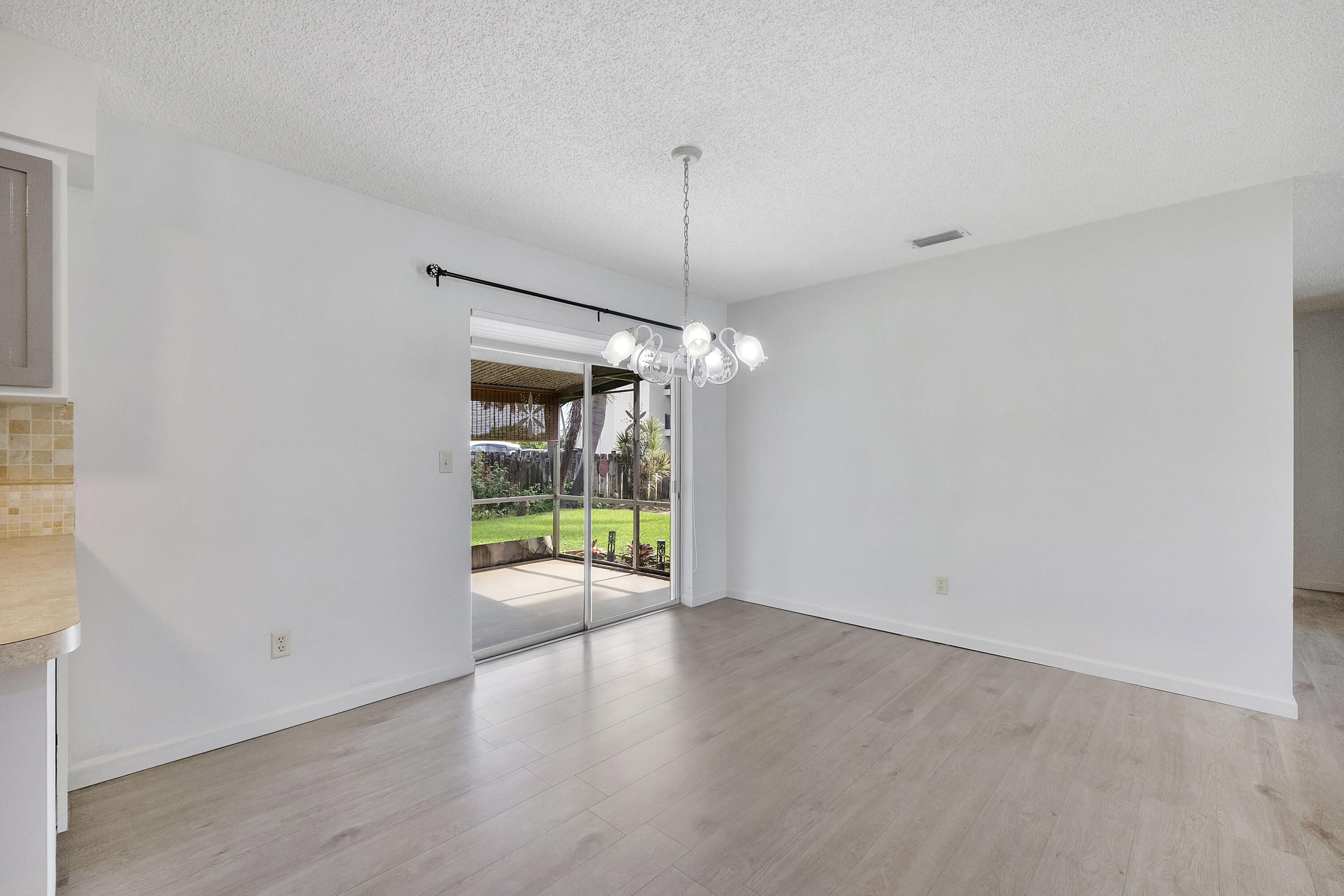 CRESTHAVEN NO 9 REPLAT - Residential