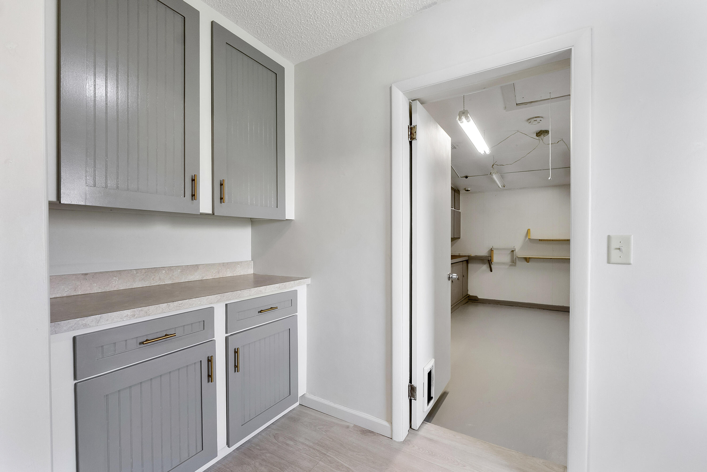 CRESTHAVEN NO 9 REPLAT - Residential