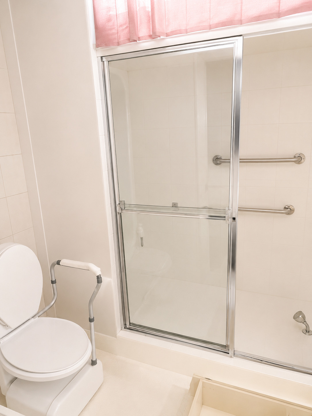 YARDLEY CONDOMINIUM F - Residential