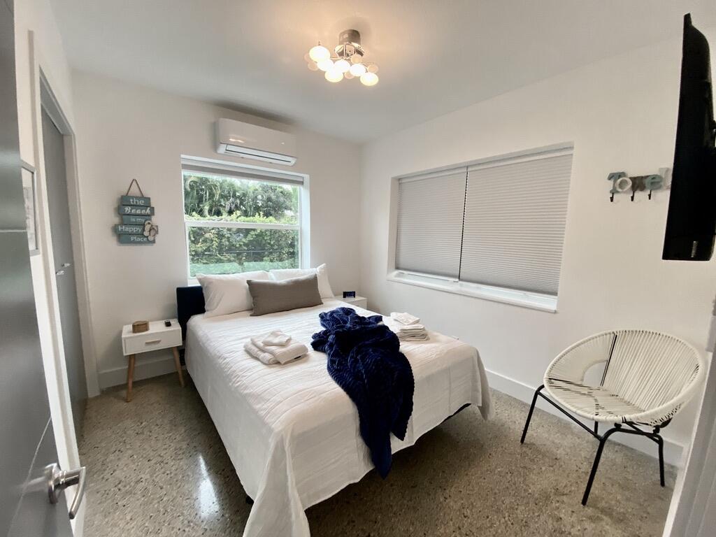 LINNS ADD TO OSCEOLA PARK - Residential Income