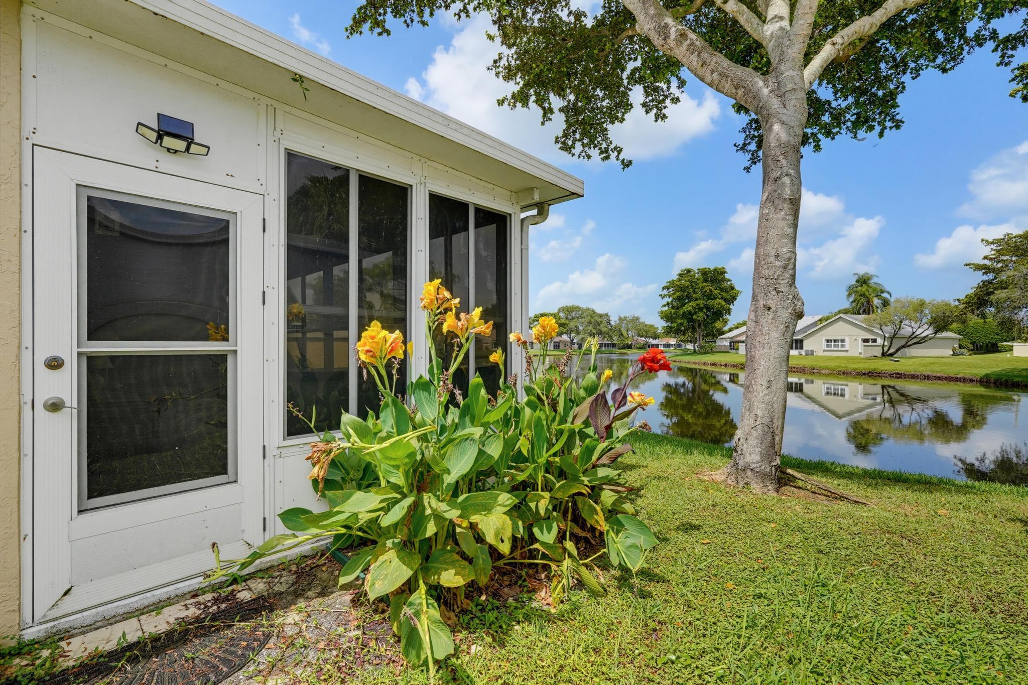 PINE RIDGE AT DELRAY BEACH - Residential