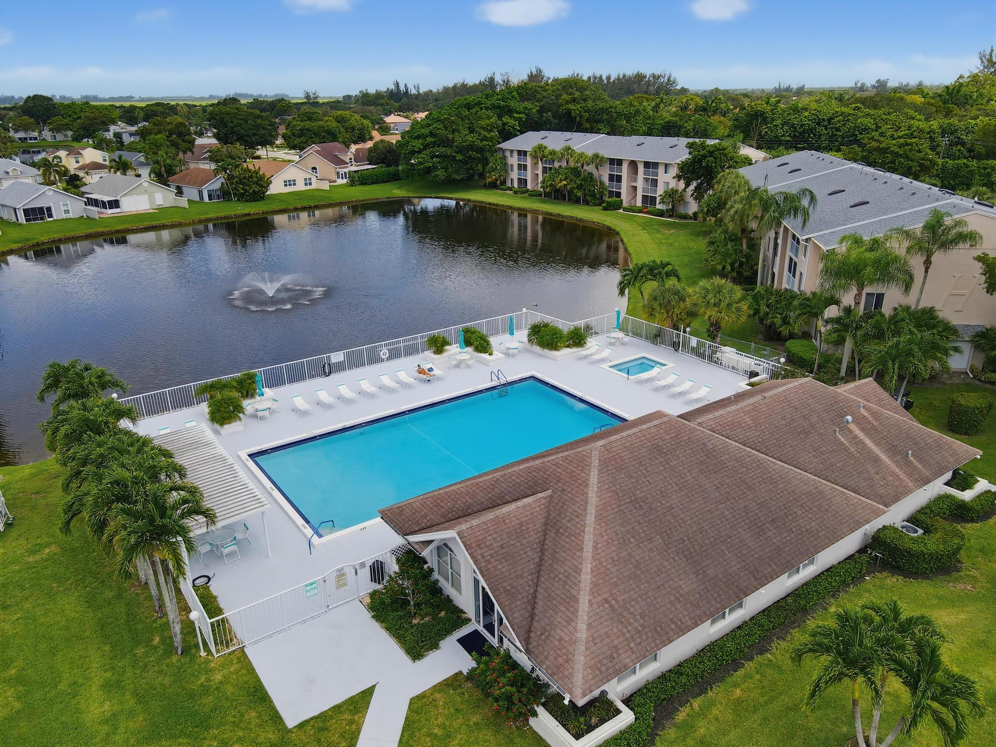 PINE RIDGE AT DELRAY BEACH - Residential