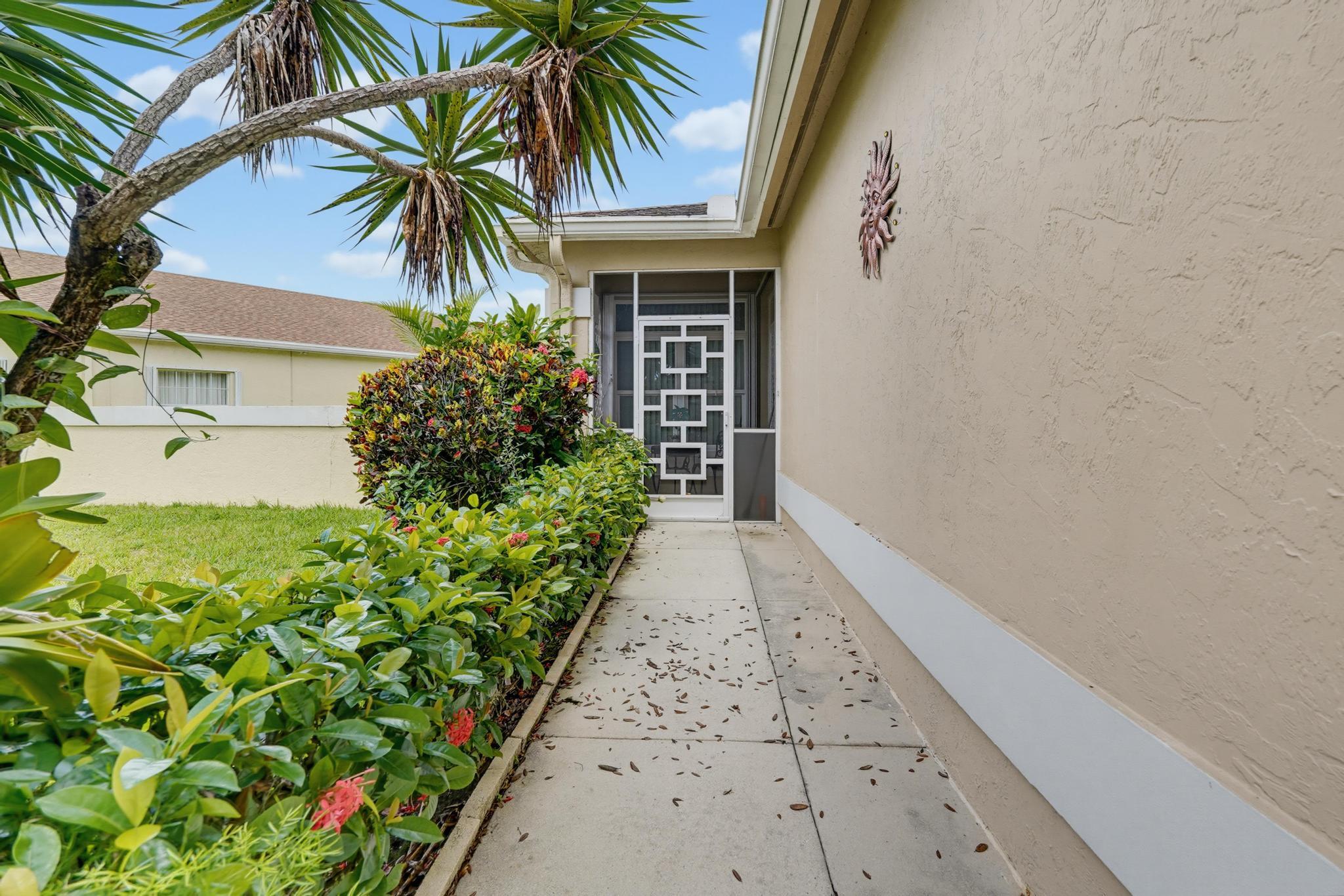 PINE RIDGE AT DELRAY BEACH - Residential