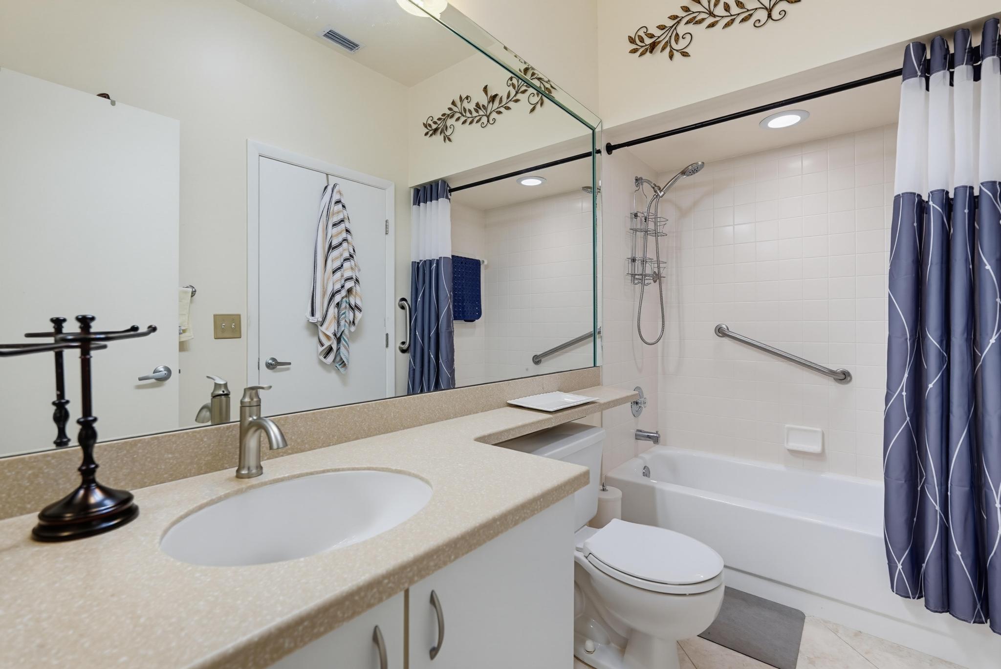 PINE RIDGE AT DELRAY BEACH - Residential