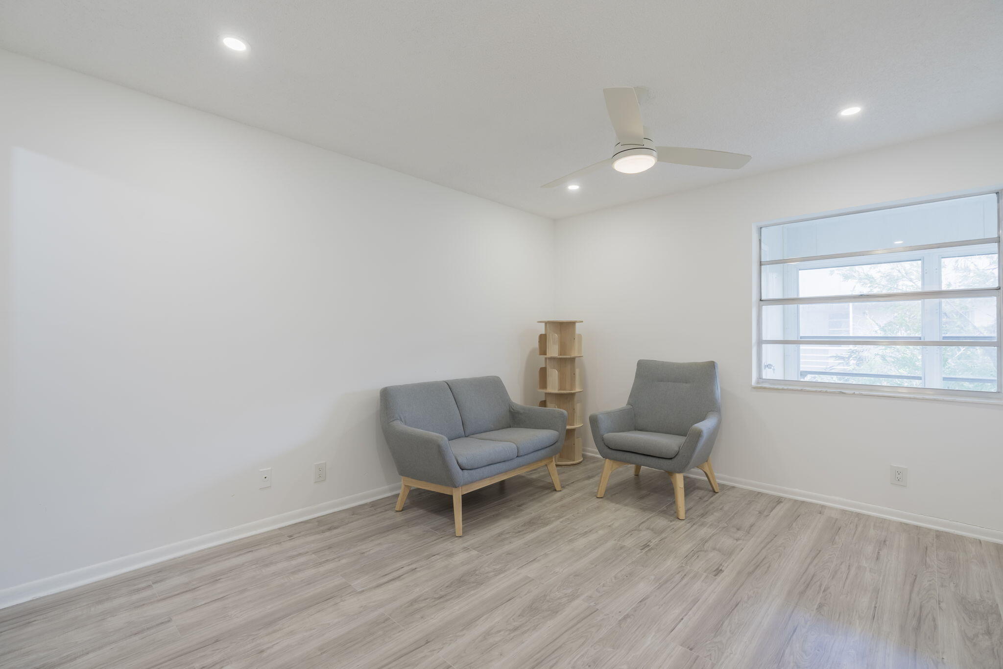 KINGS POINT NORMANDY CONDOS - Residential