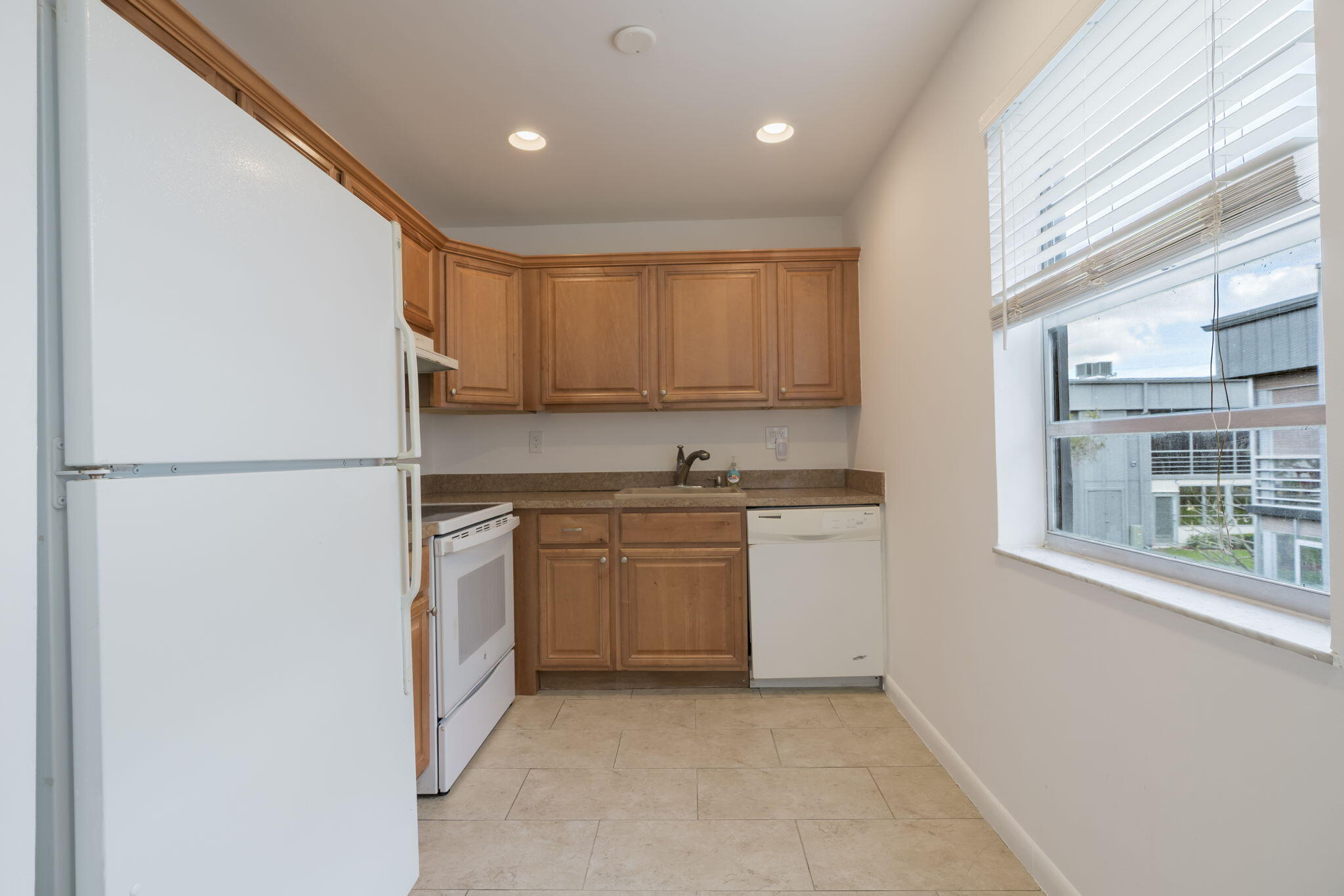 KINGS POINT NORMANDY CONDOS - Residential