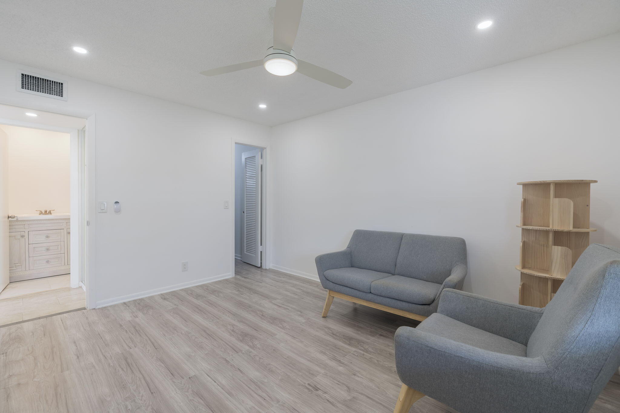 KINGS POINT NORMANDY CONDOS - Residential