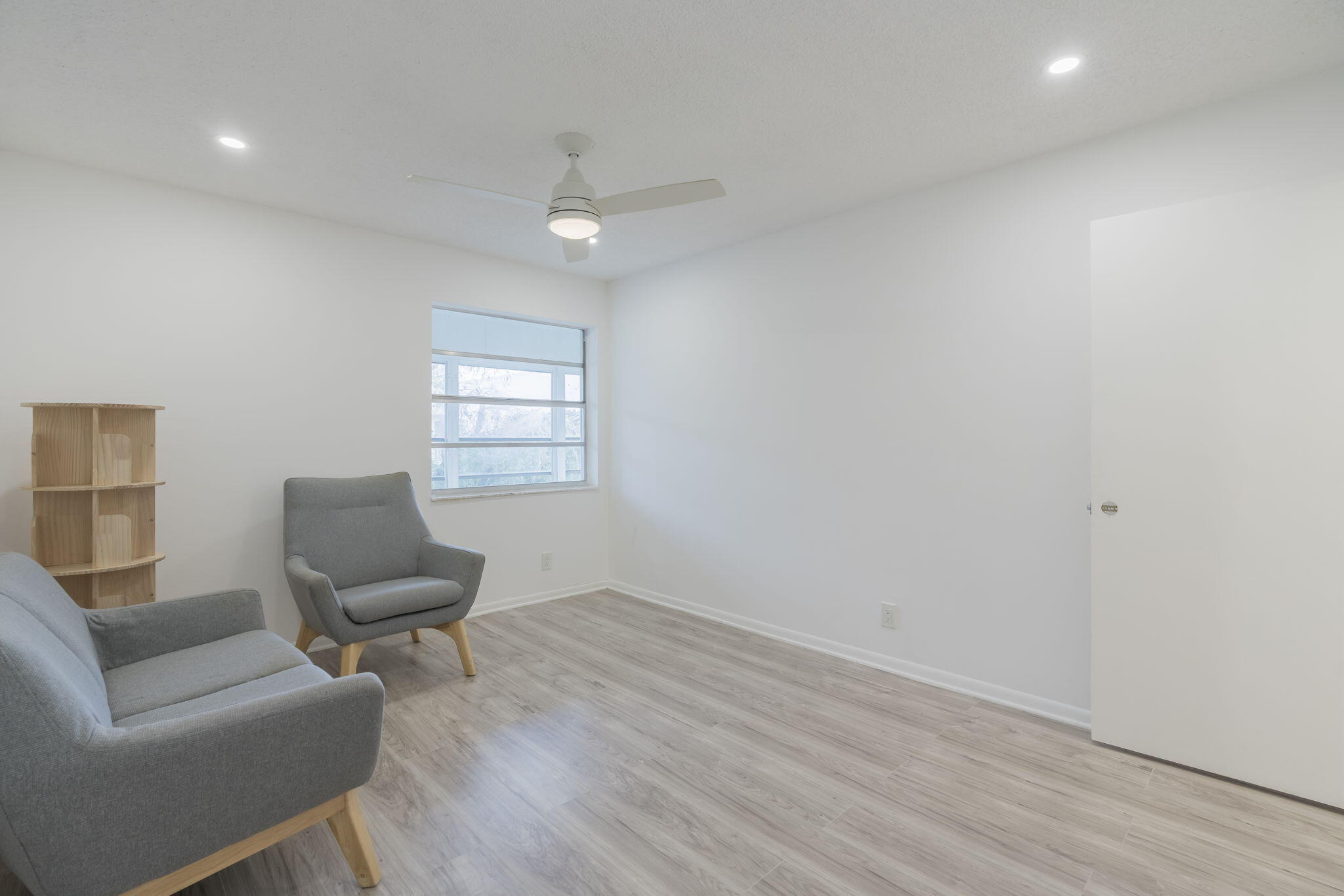 KINGS POINT NORMANDY CONDOS - Residential