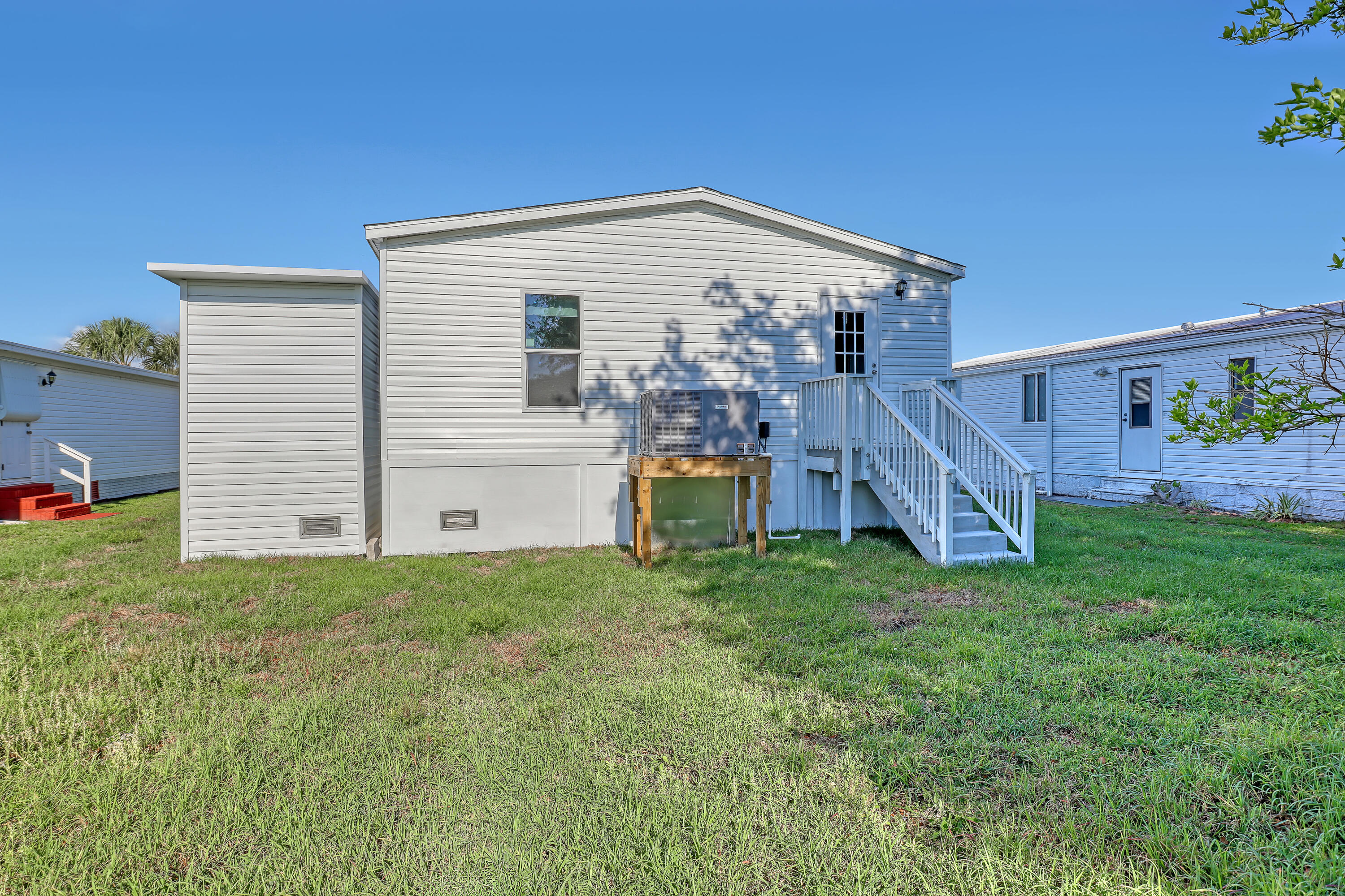BAREFOOT BAY UNIT 2 PART 10 - Residential