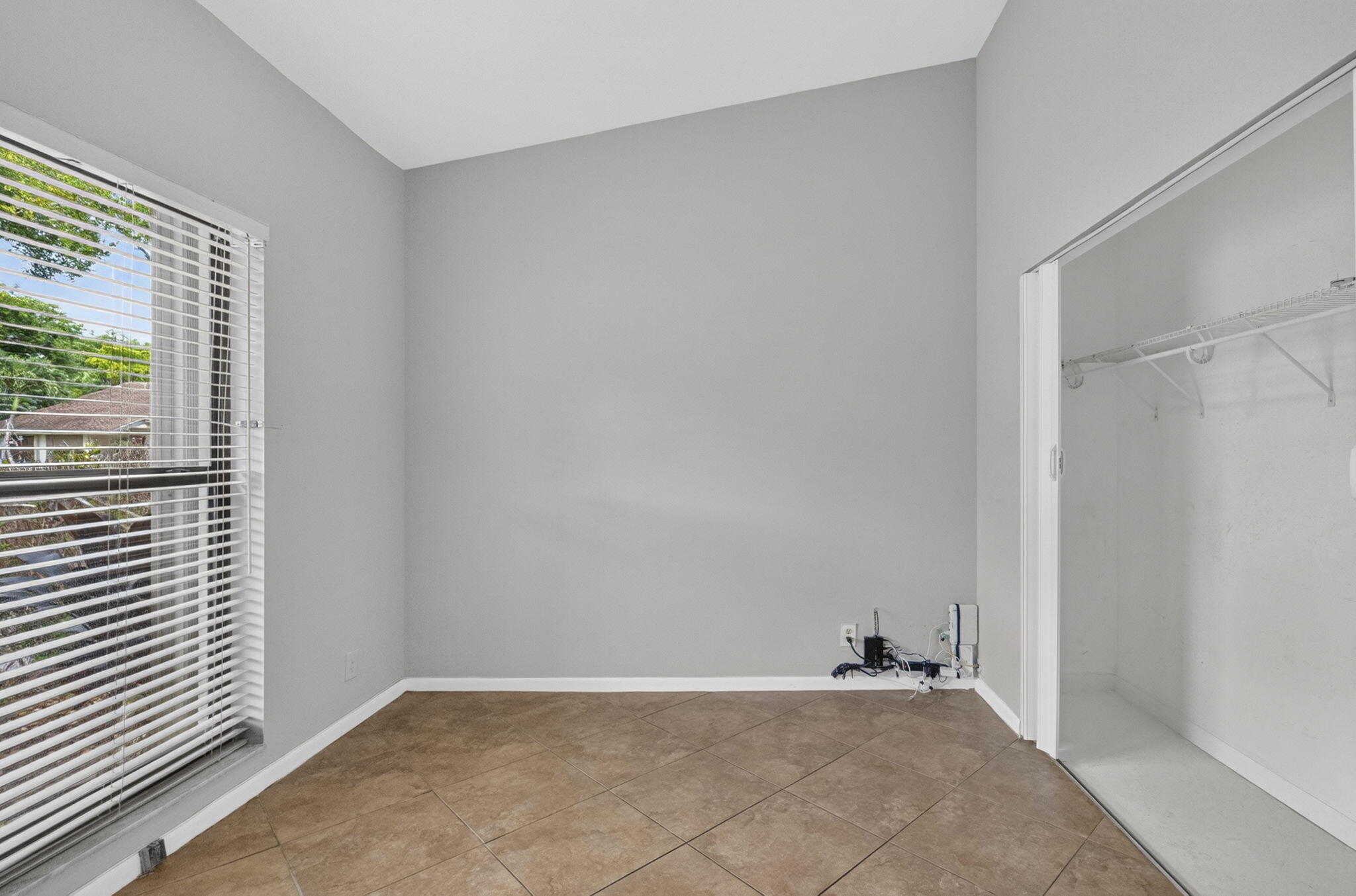 PINES OF OAKLAND FOREST WEST - Residential