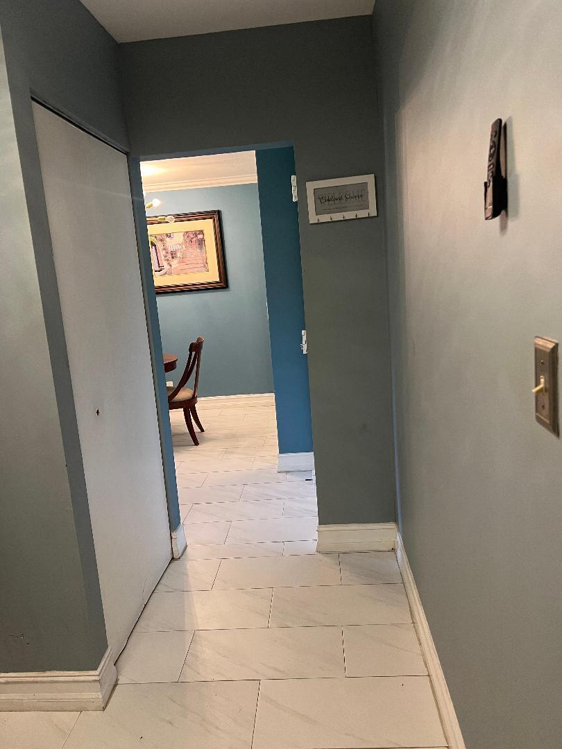 OAKLAND SHORES CONDOMINIUM 1 - Residential