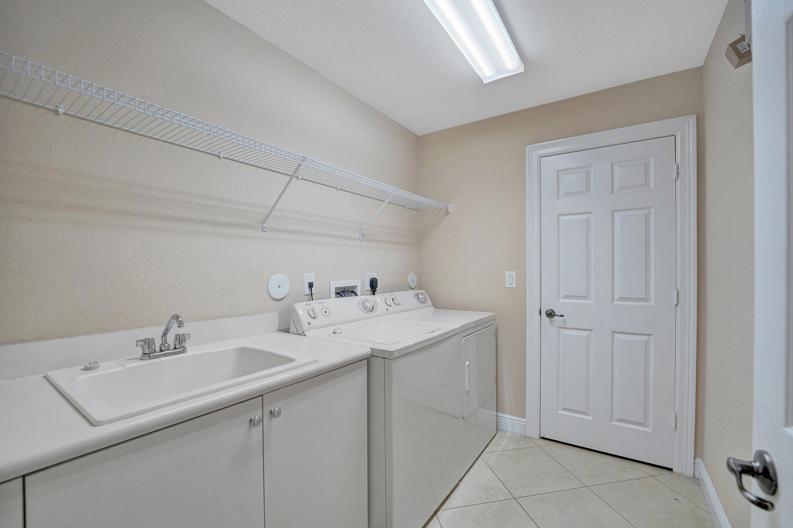 SUNSET FALLS PLAT 2 - Residential