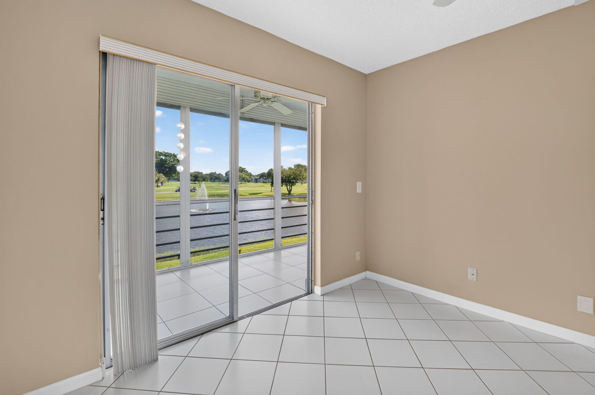 KINGS POINT CAPRI CONDOS - Residential