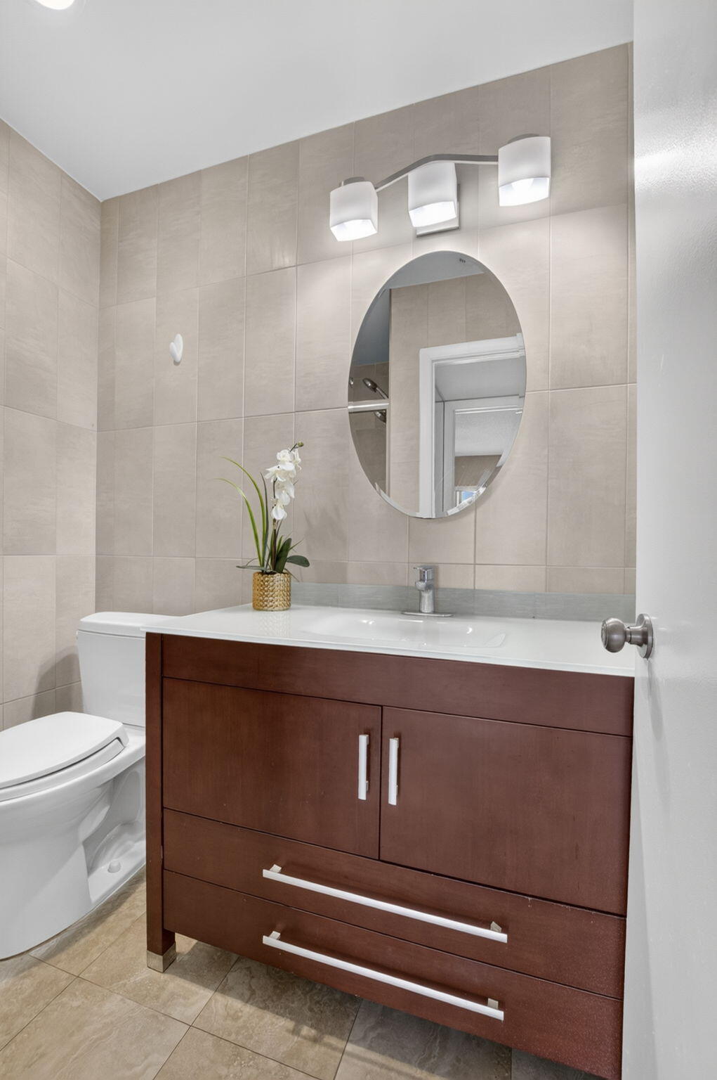 KINGS POINT CAPRI CONDOS - Residential