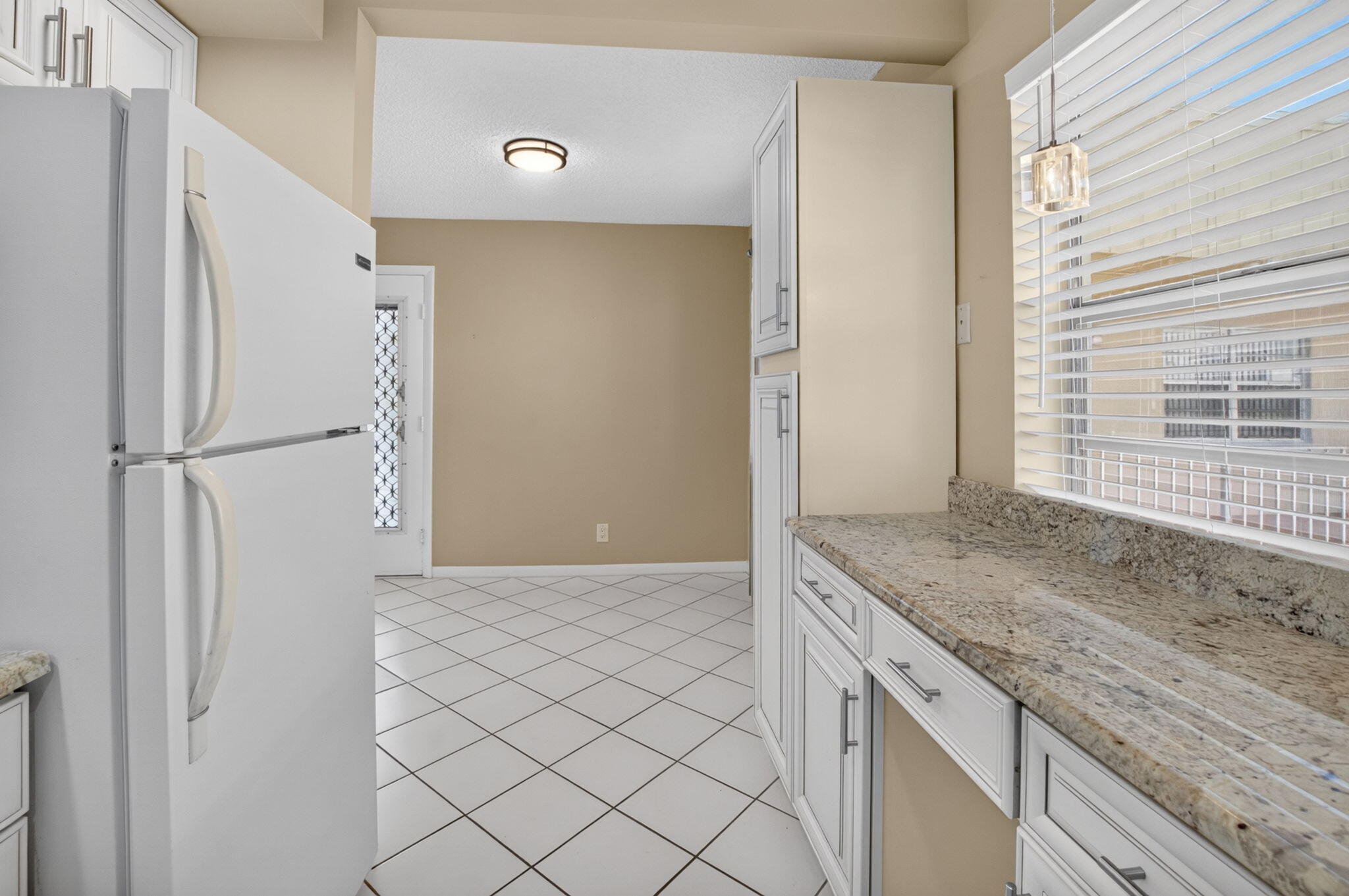 KINGS POINT CAPRI CONDOS - Residential
