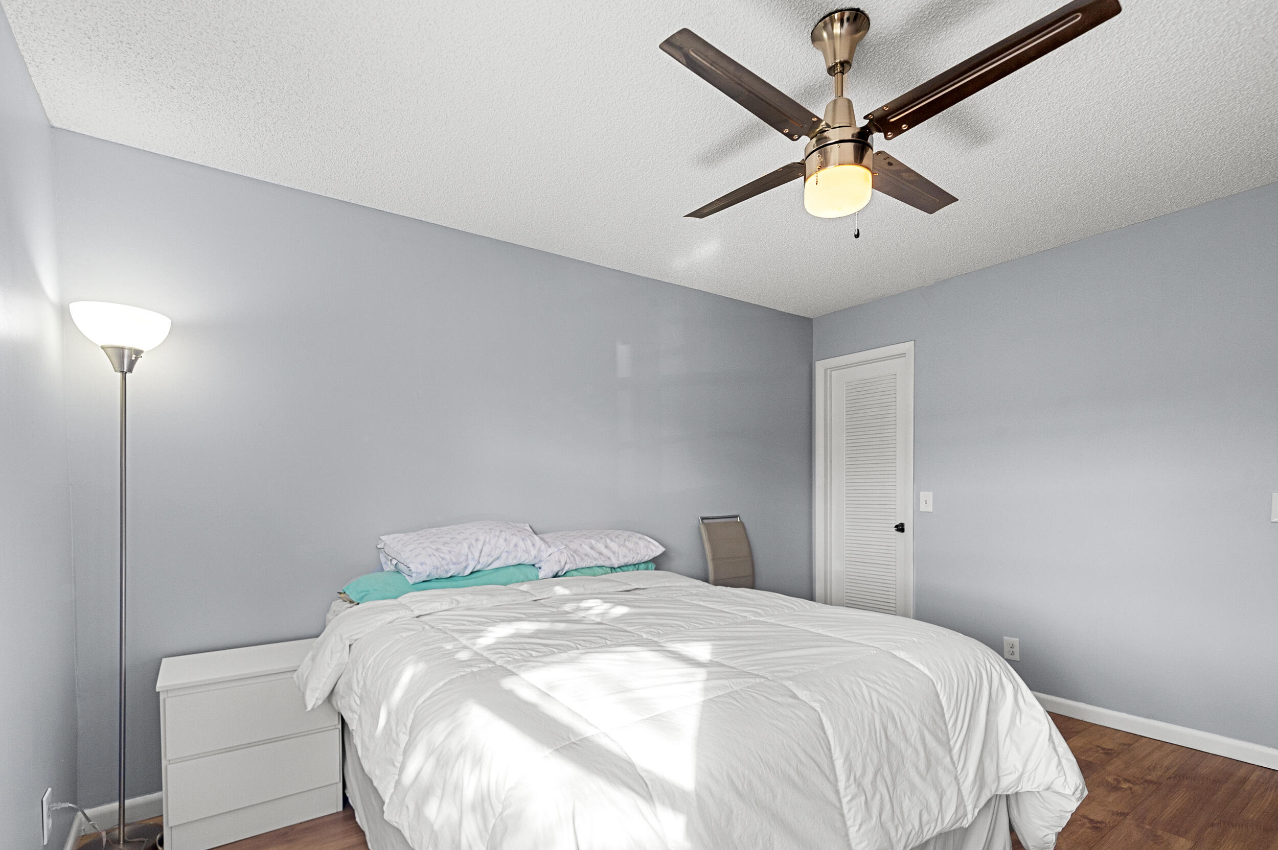 KINGS POINT FLANDERS CONDOS - Residential