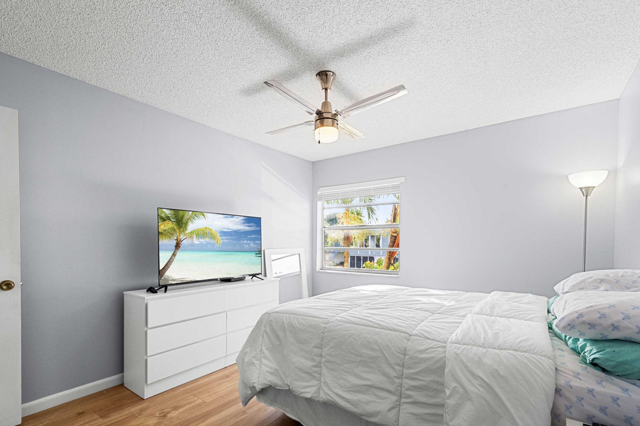 KINGS POINT FLANDERS CONDOS - Residential