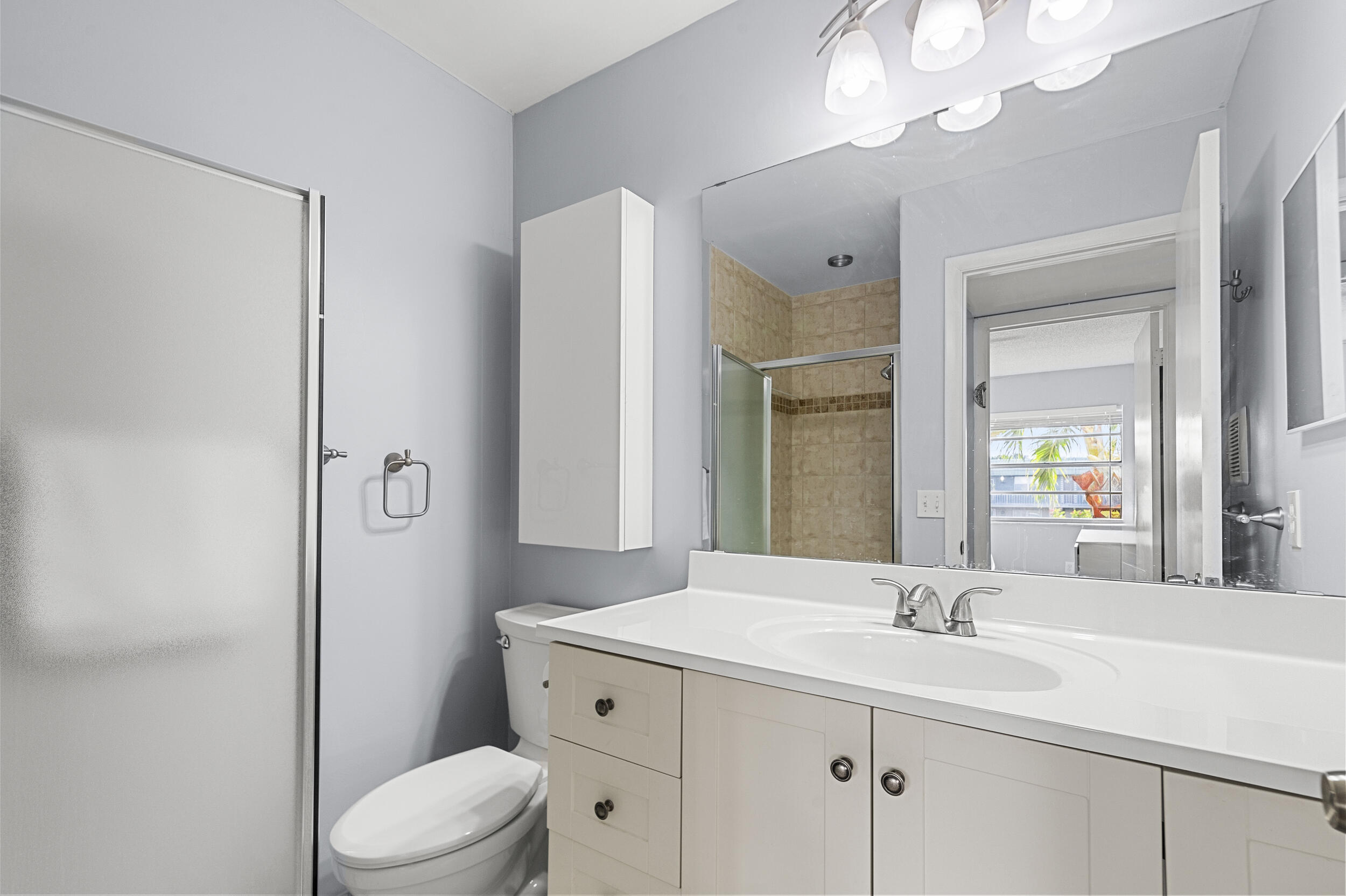 KINGS POINT FLANDERS CONDOS - Residential