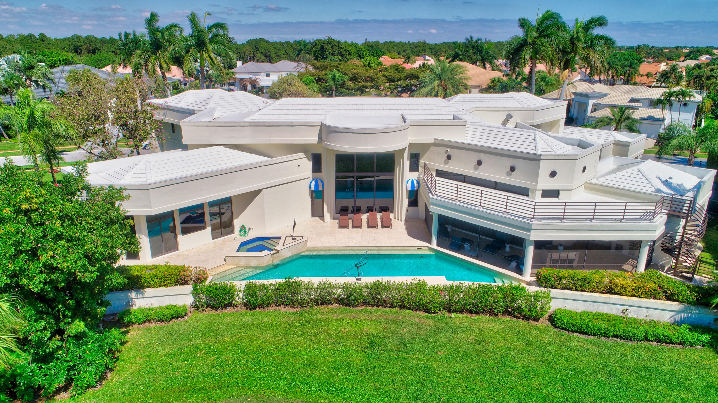 ST ANDREWS COUNTRY CLUB - Residential