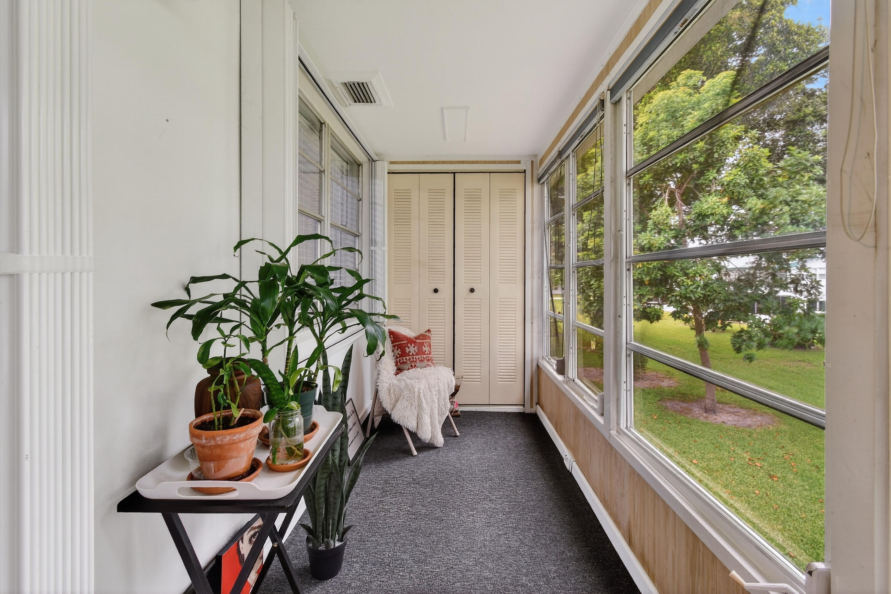 SUSSEX CONDO - Residential