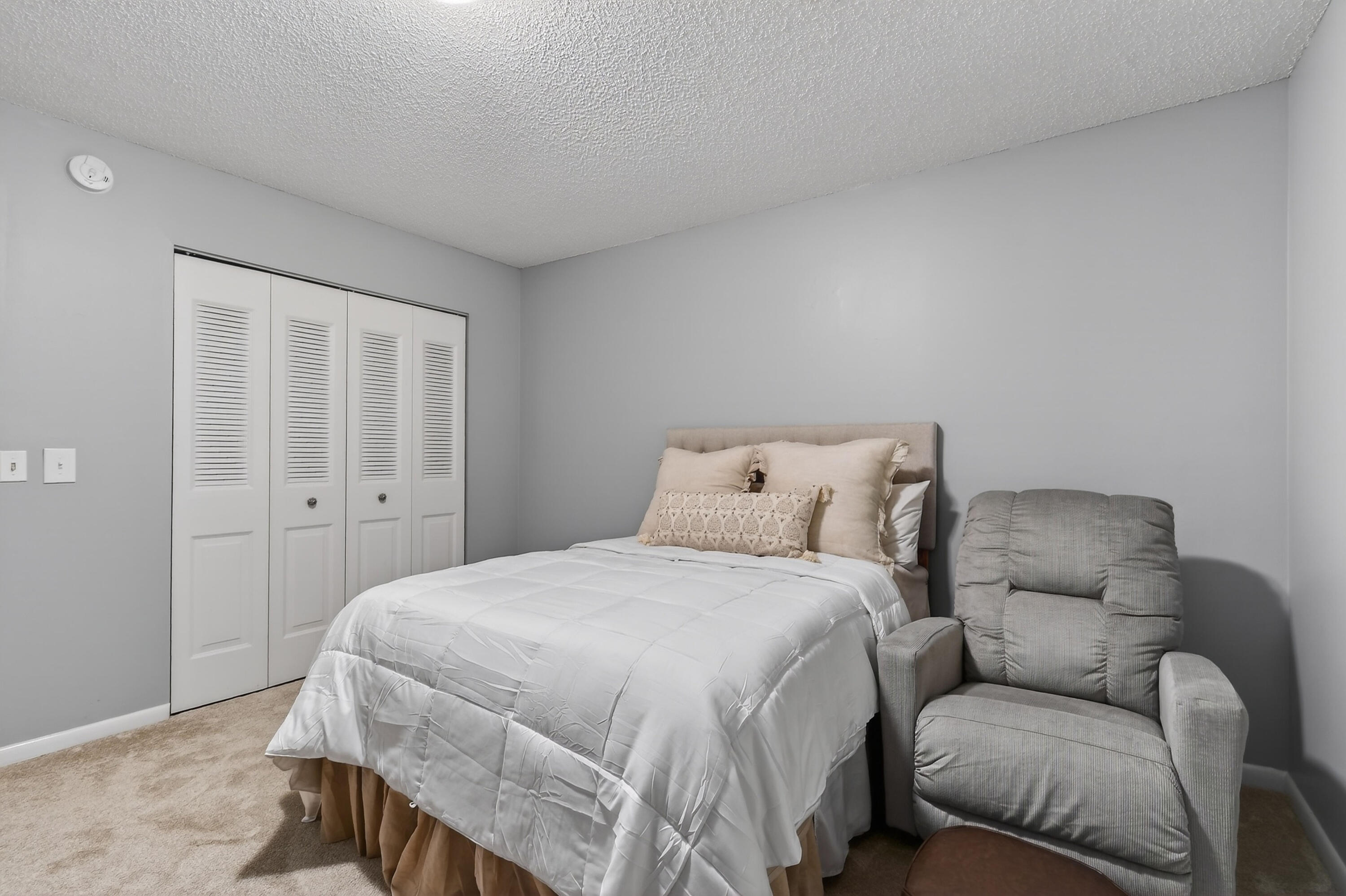SUSSEX CONDO - Residential