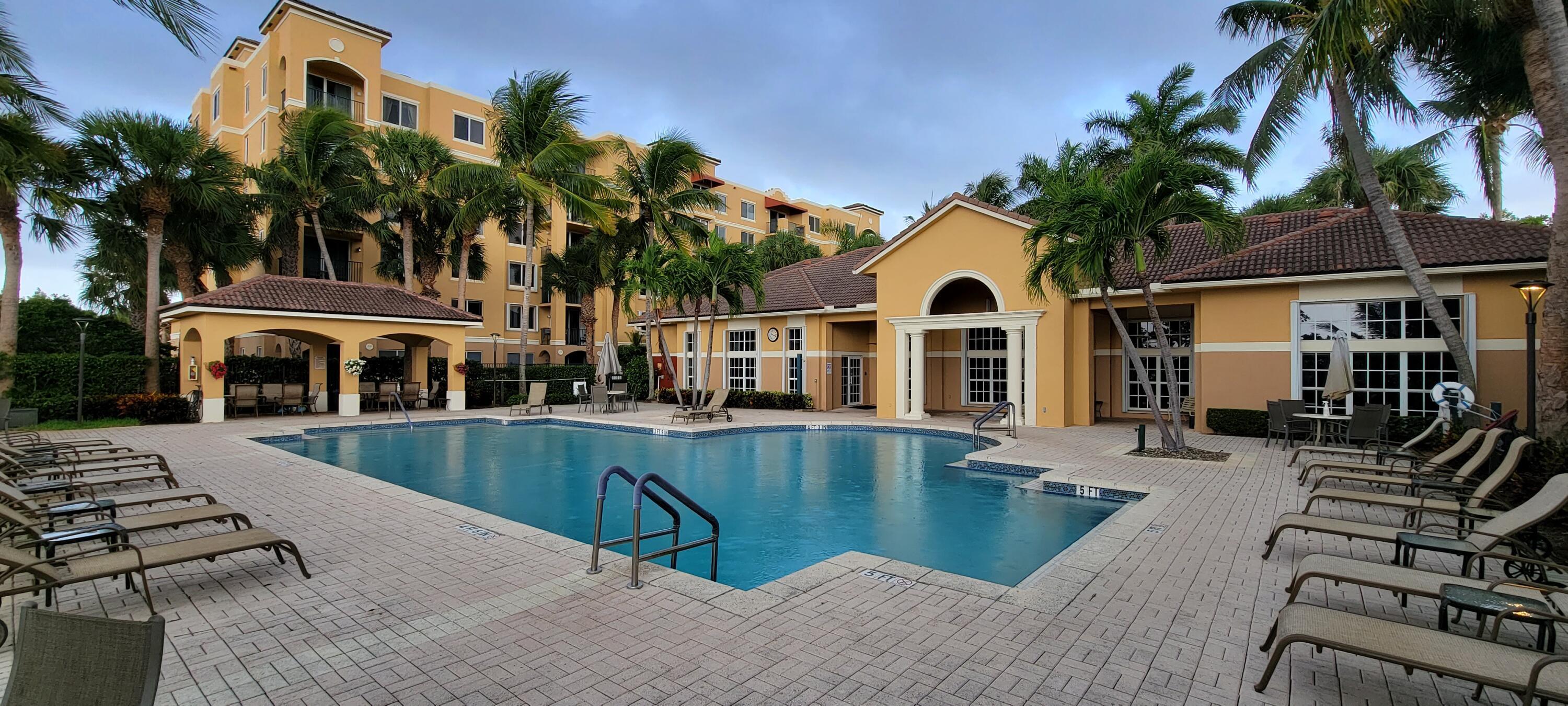 HYPOLUXOS MARINERS CAY CONDO - Residential Lease