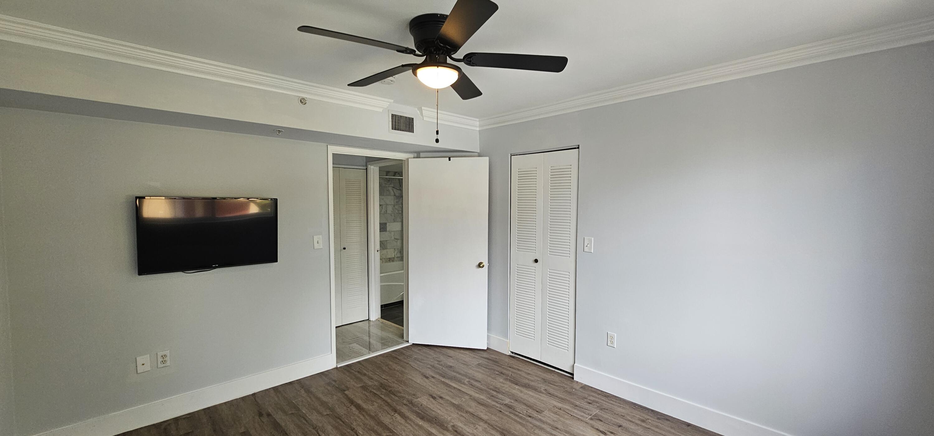 HYPOLUXOS MARINERS CAY CONDO - Residential Lease