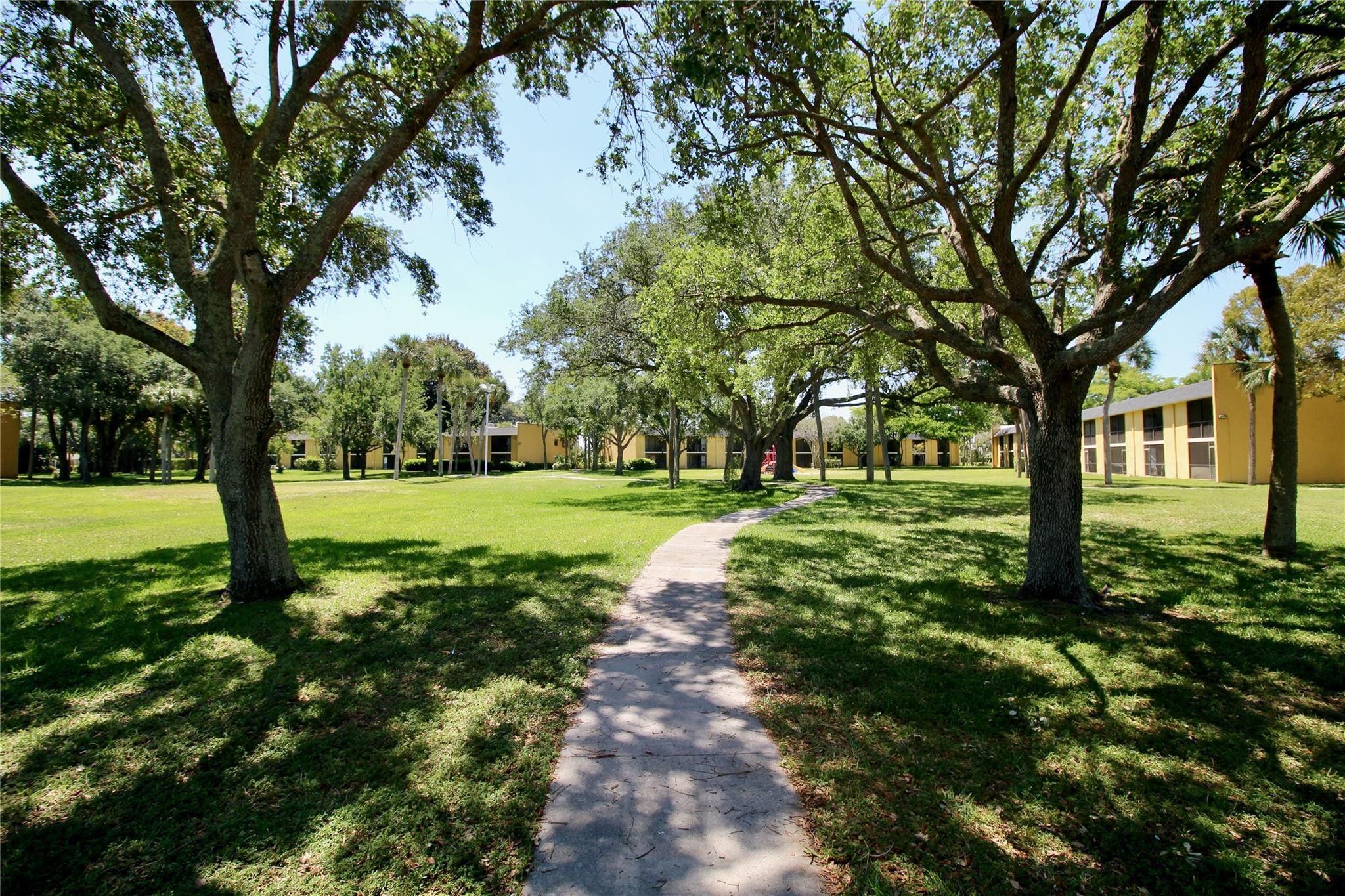 MEADOWS ON THE GREEN CONDO - Residential Lease