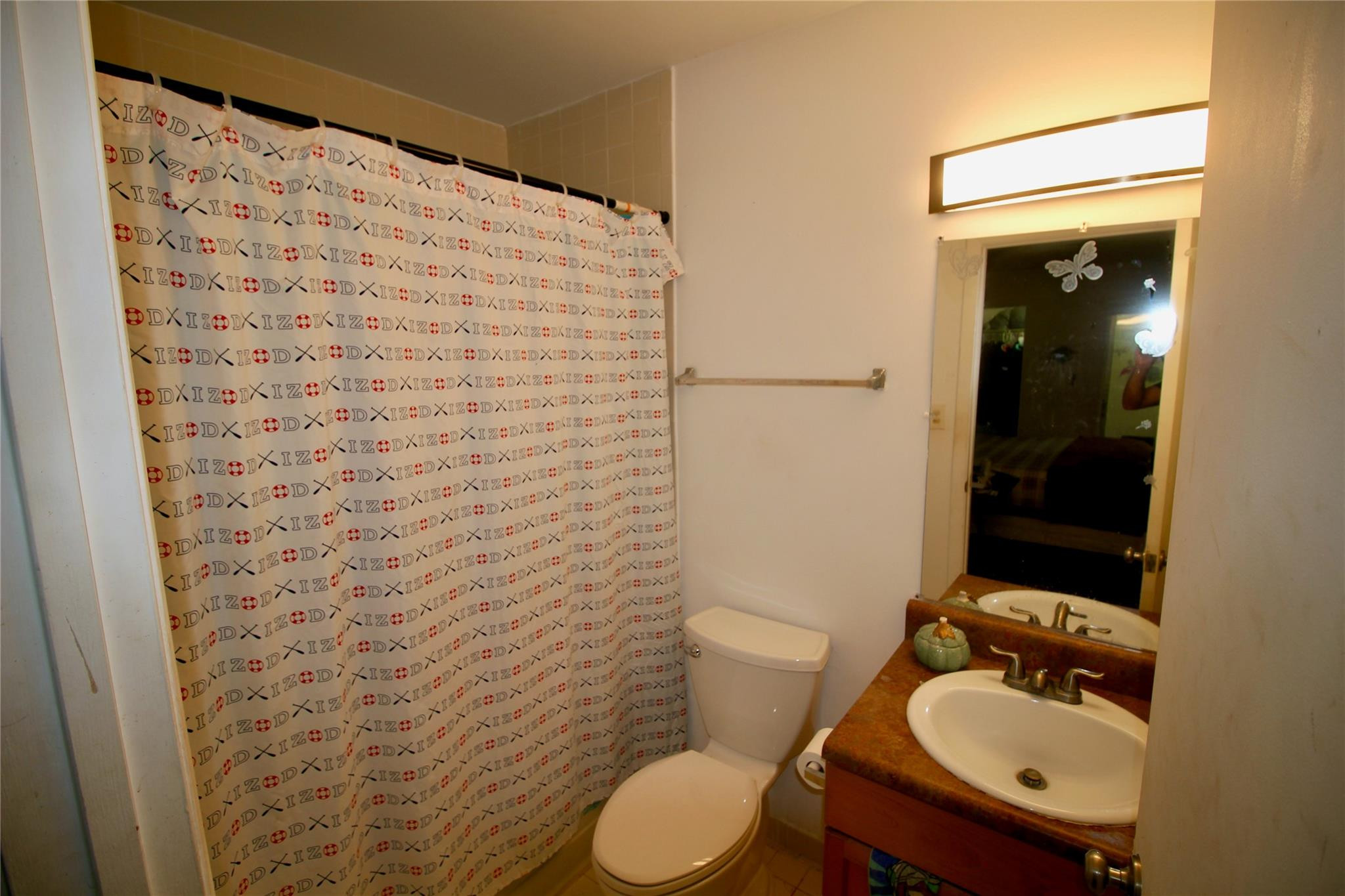 MEADOWS ON THE GREEN CONDO - Residential Lease