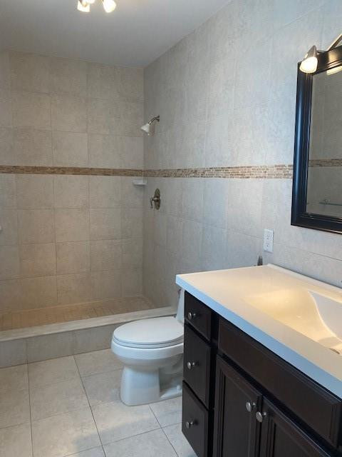 IMPERIAL POINT 1 SEC - Residential Lease