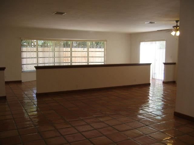 IMPERIAL POINT 1 SEC - Residential Lease