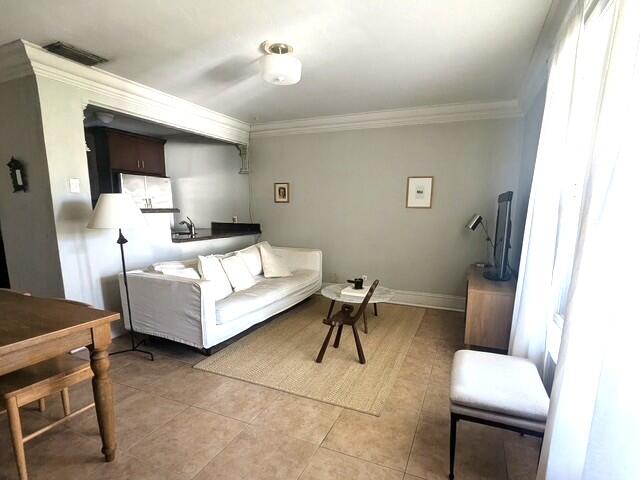 PATIO CONDO - Residential