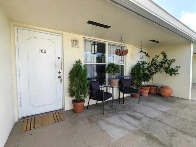 PATIO CONDO - Residential