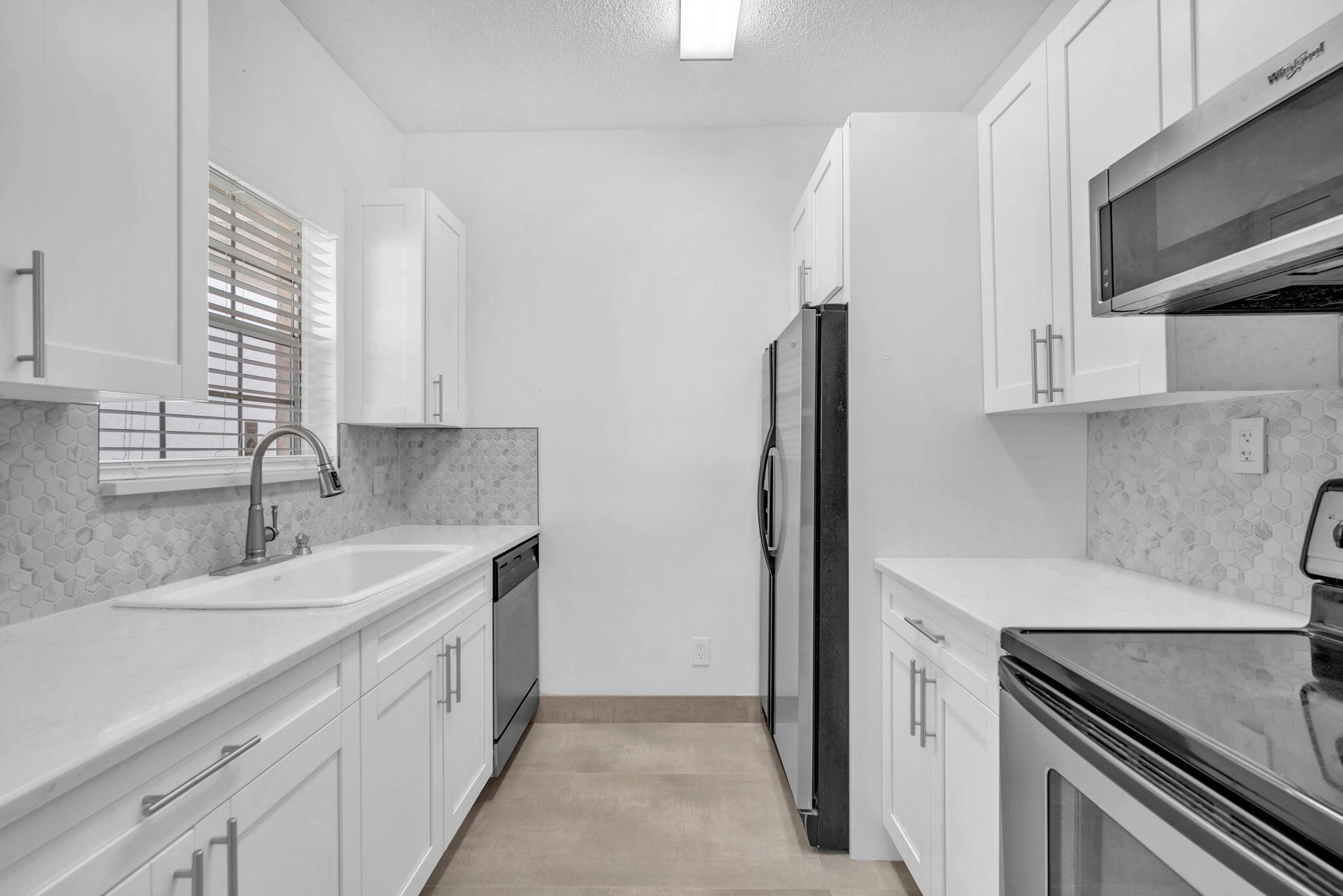 WATERS EDGE AT DEERFIELD CONDO - Residential