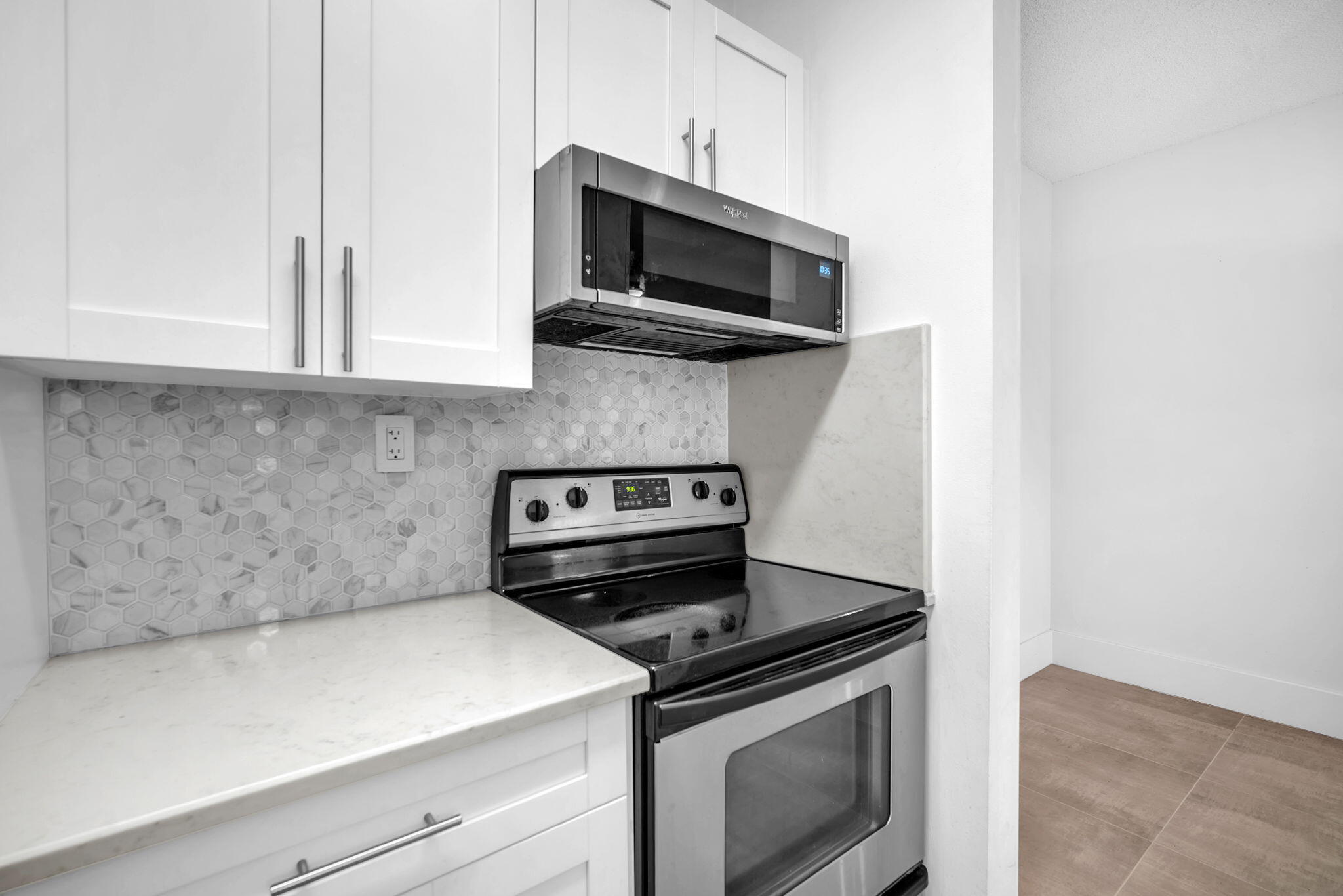 WATERS EDGE AT DEERFIELD CONDO - Residential