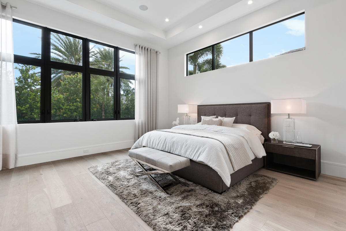 ROYAL PALM YACHT & COUNTRY CLUB - Residential