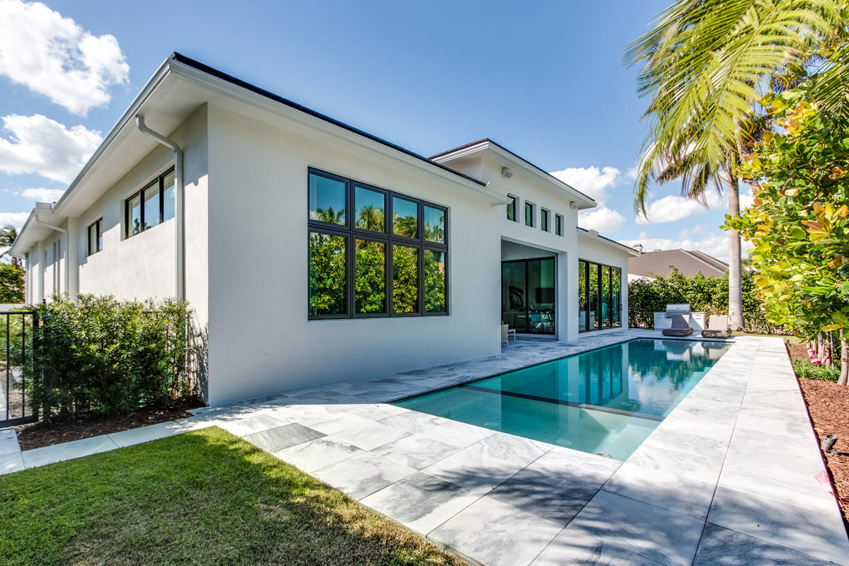 ROYAL PALM YACHT & COUNTRY CLUB - Residential