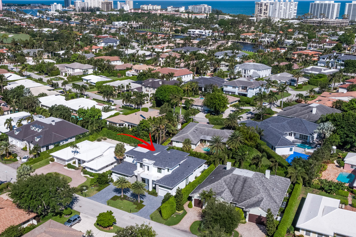 ROYAL PALM YACHT & COUNTRY CLUB - Residential