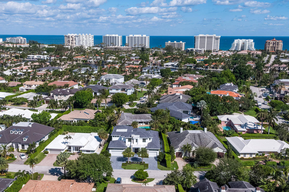 ROYAL PALM YACHT & COUNTRY CLUB - Residential