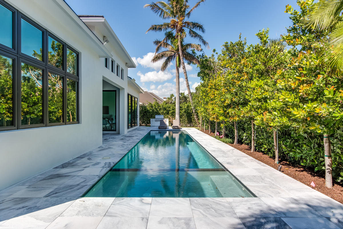 ROYAL PALM YACHT & COUNTRY CLUB - Residential