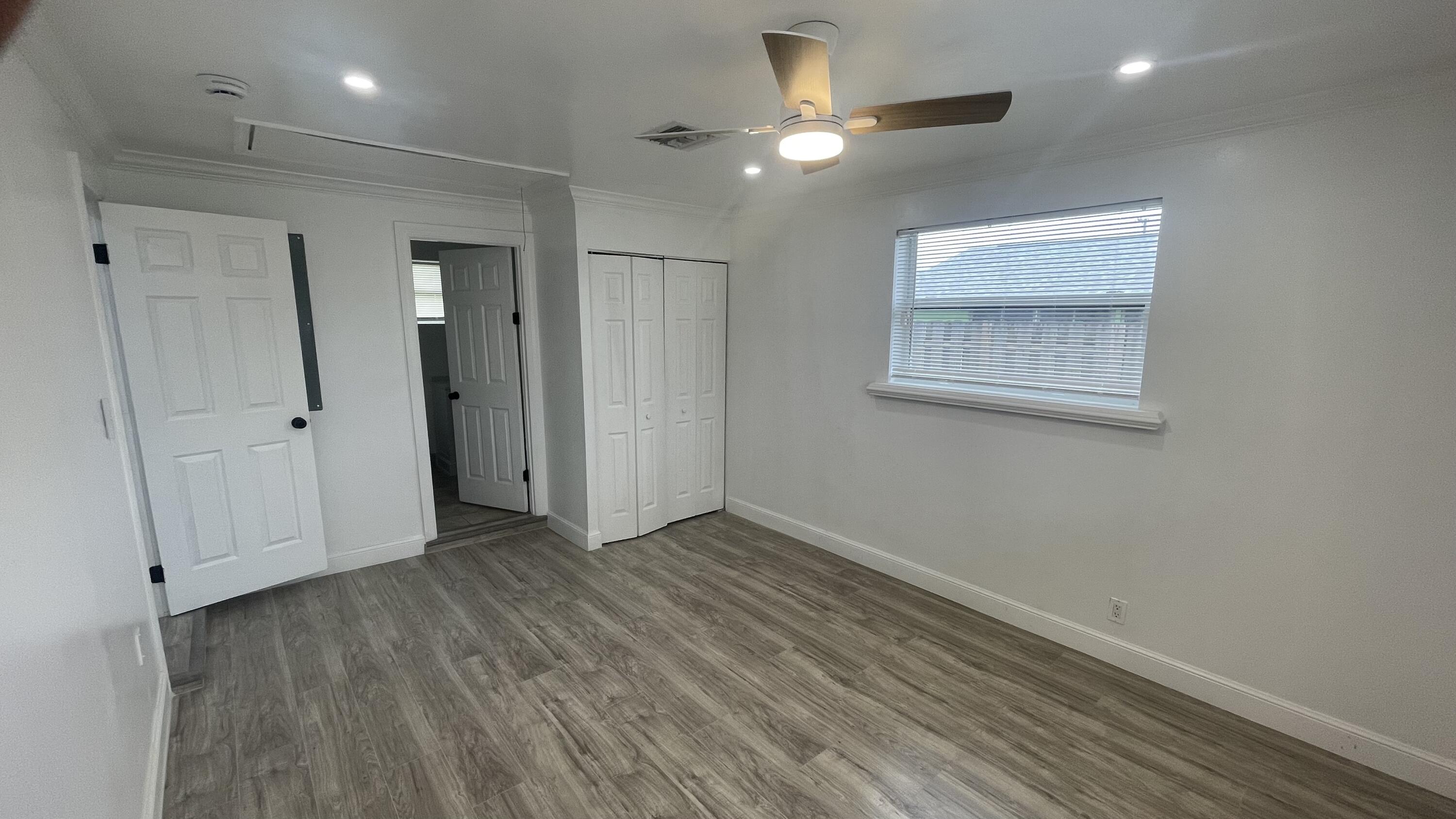 TROPICAL COUNTRY ESTATES - Residential Lease