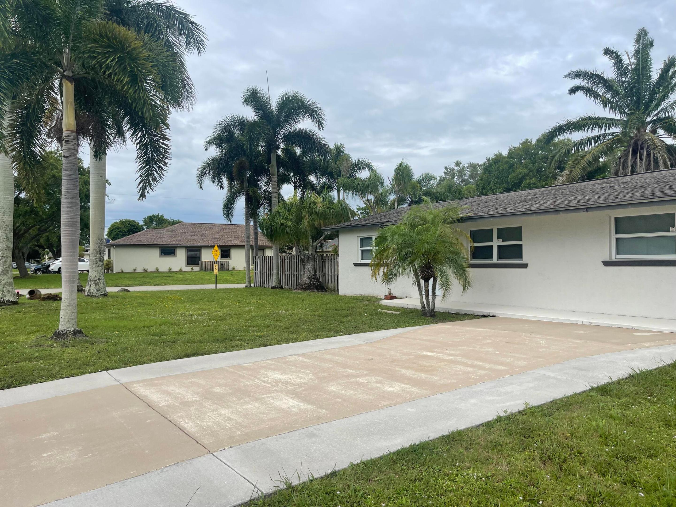 TROPICAL COUNTRY ESTATES - Residential Lease