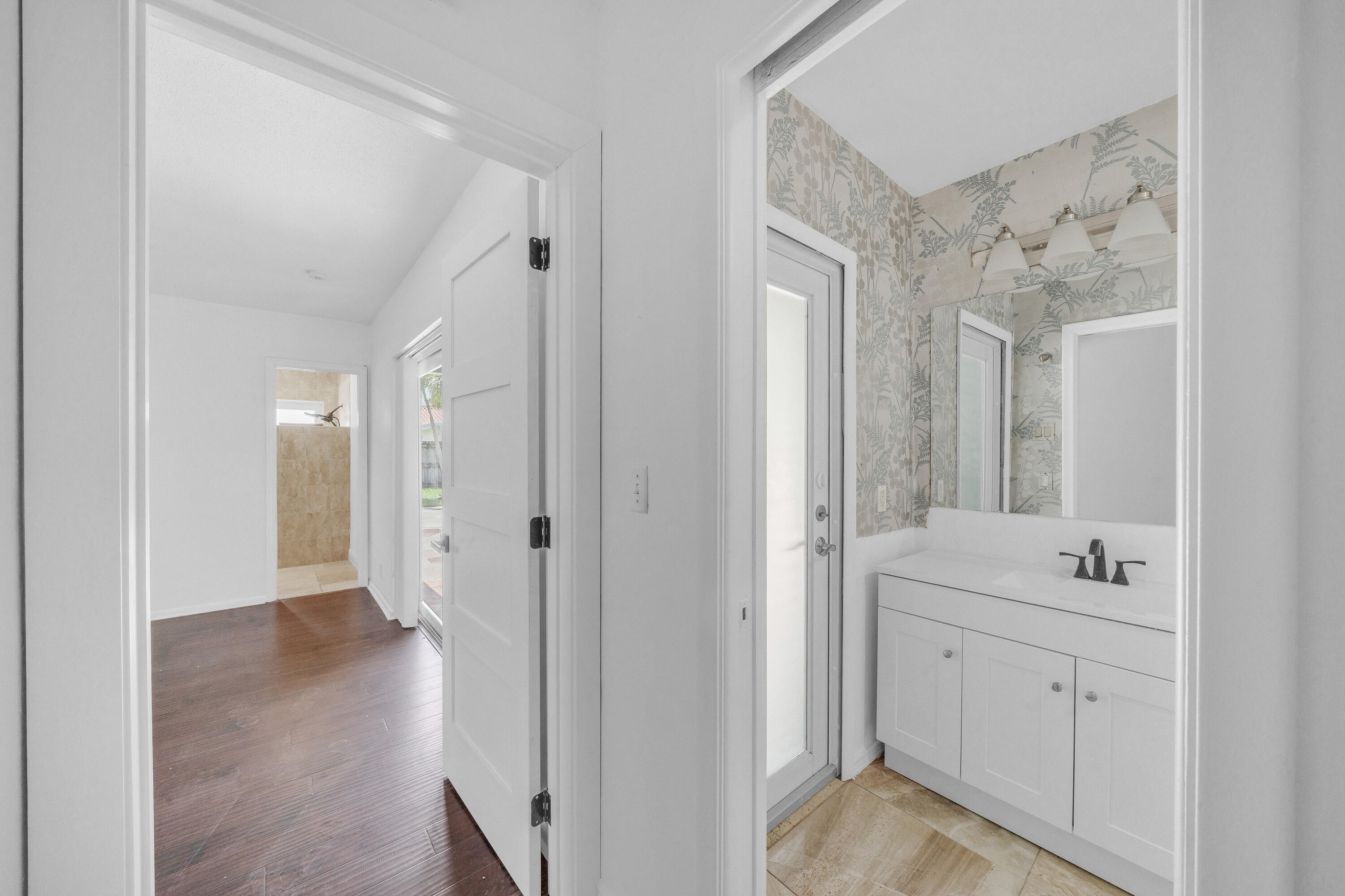 NEW ORLEANS VILLAS - Residential