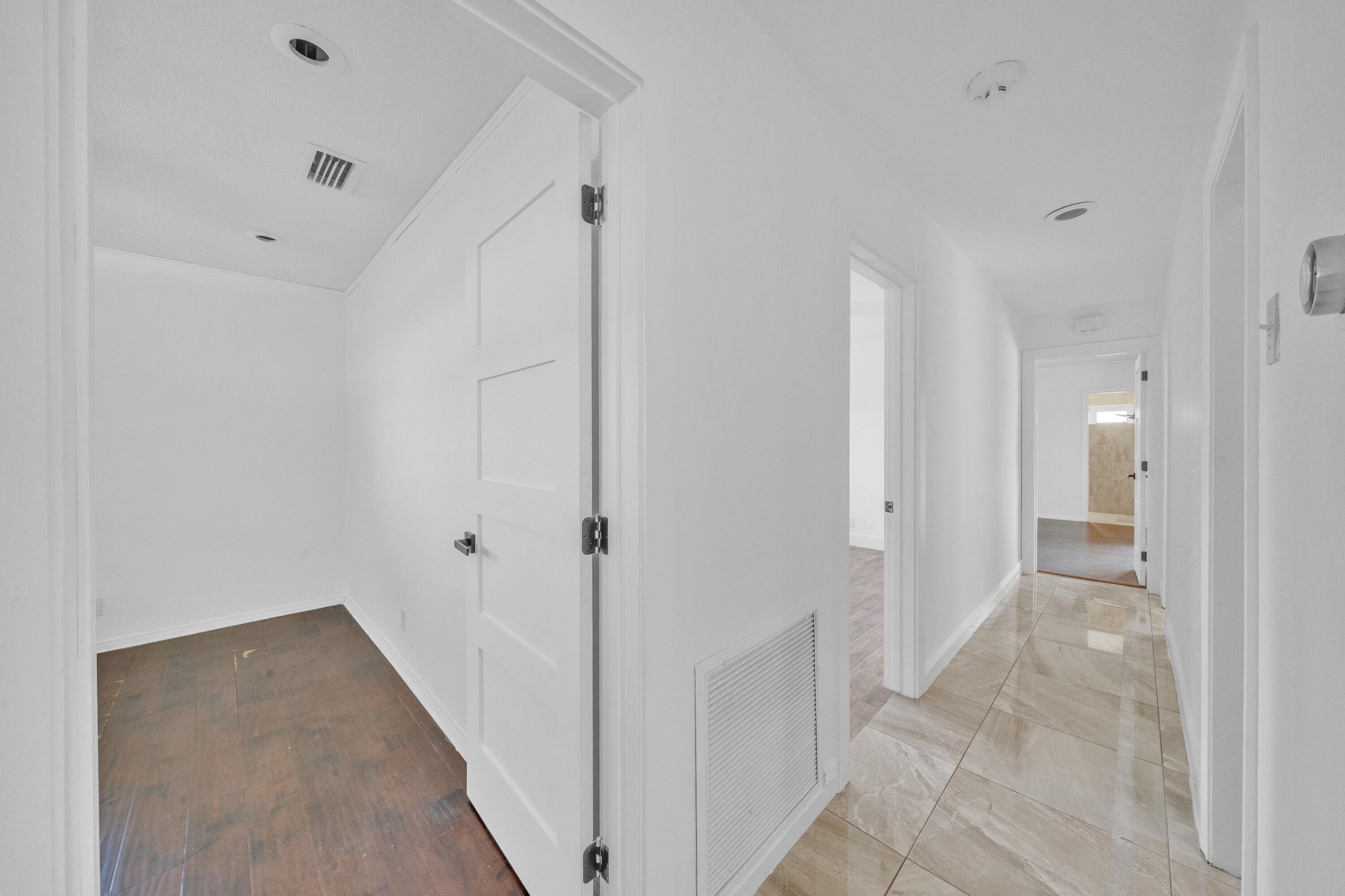 NEW ORLEANS VILLAS - Residential