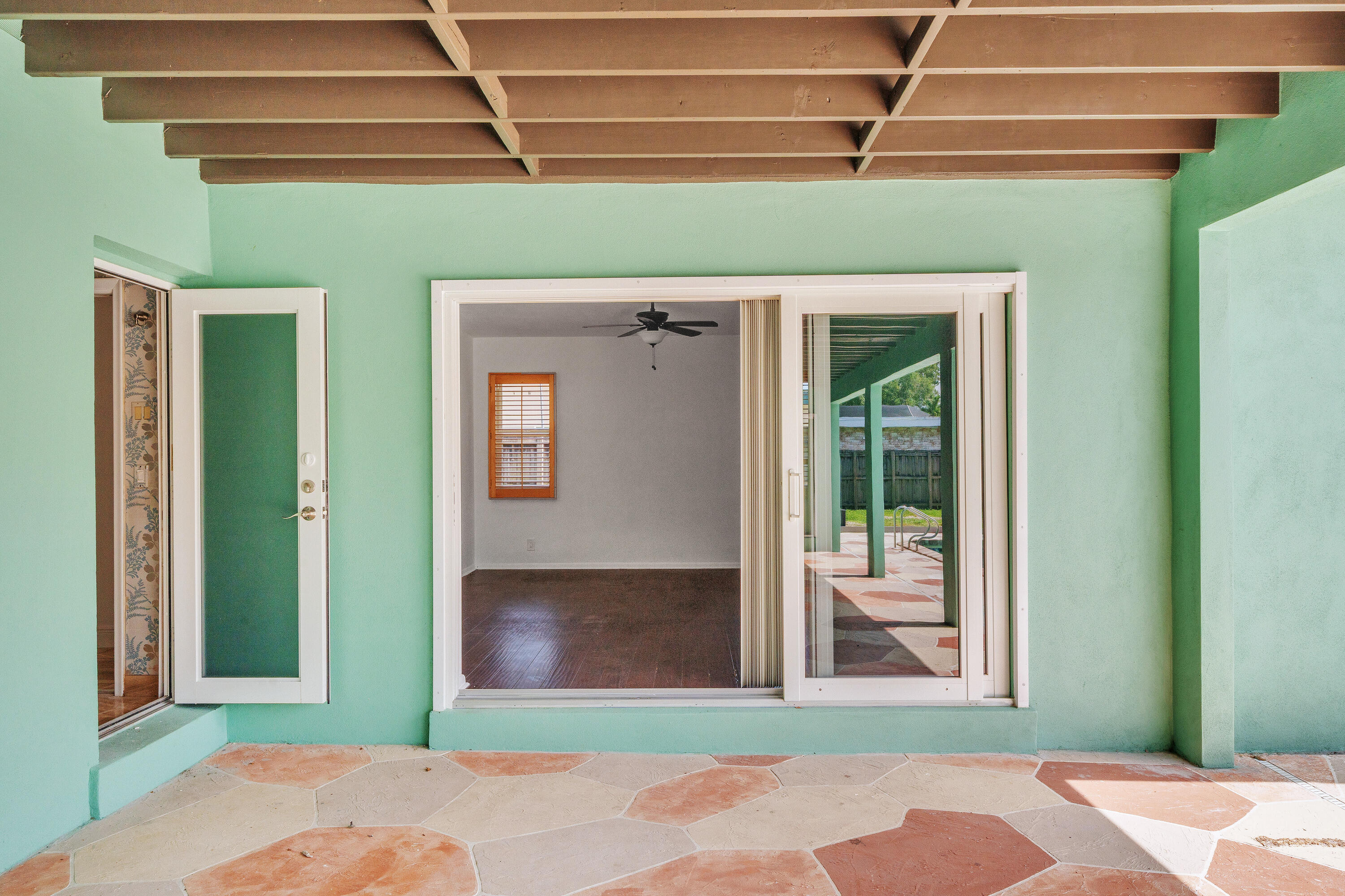 NEW ORLEANS VILLAS - Residential