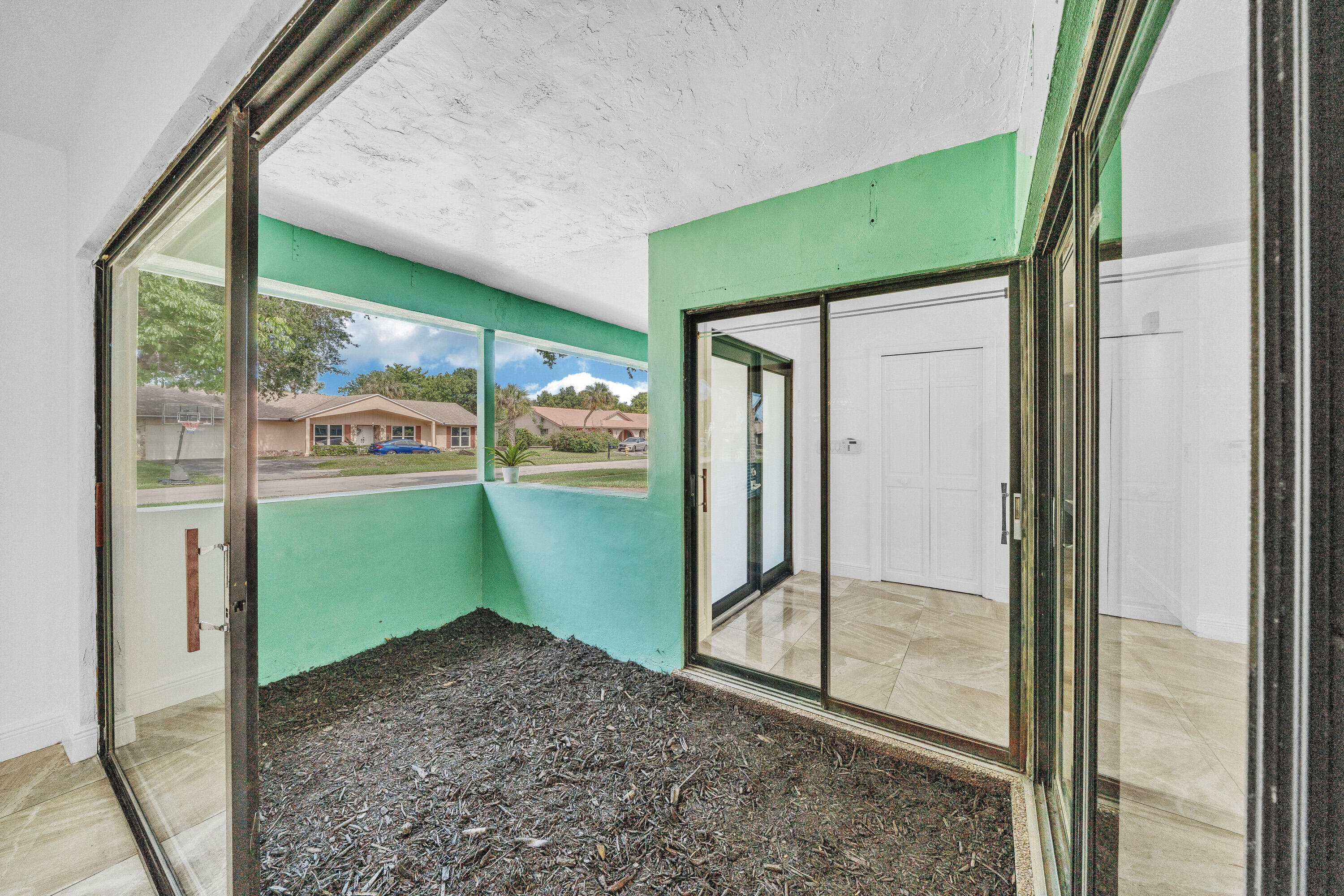 NEW ORLEANS VILLAS - Residential