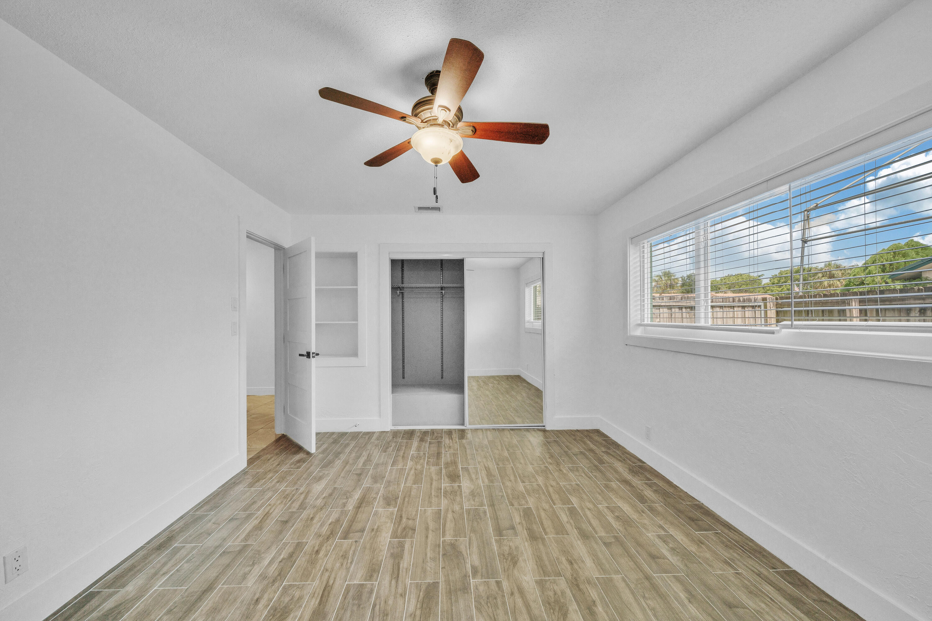NEW ORLEANS VILLAS - Residential